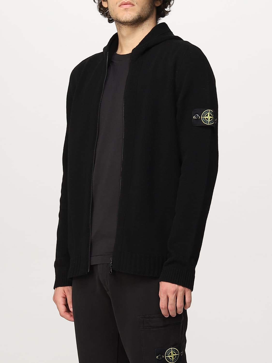 Stone Island 스웨터 남성 - 블랙 | 509A3 | GIGLIO.COM
