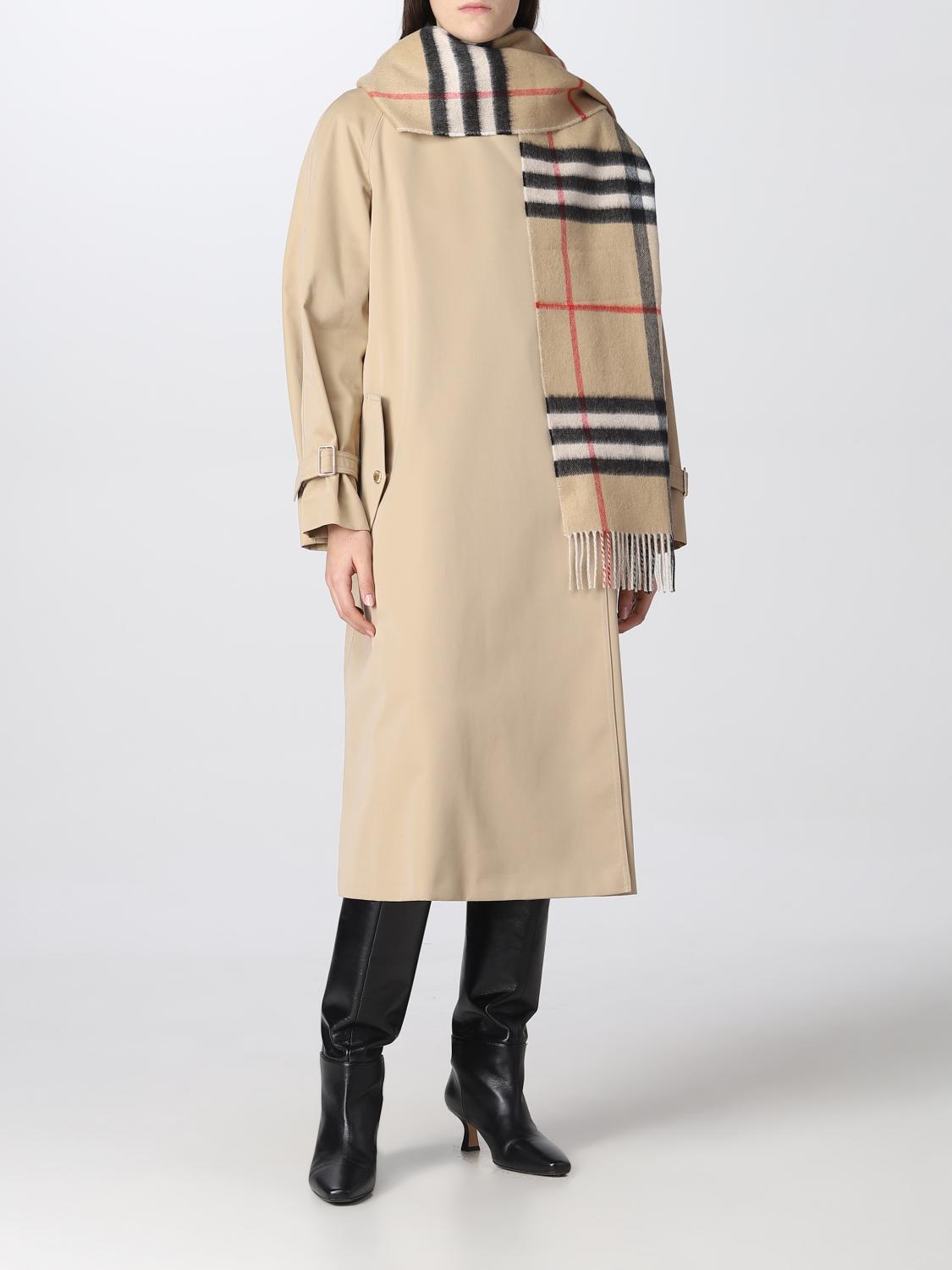 スカーフ BURBERRY Woman Scarf Beige 8059280 BURBERRY: Scarf women - Beige | Burberry scarf 8059280