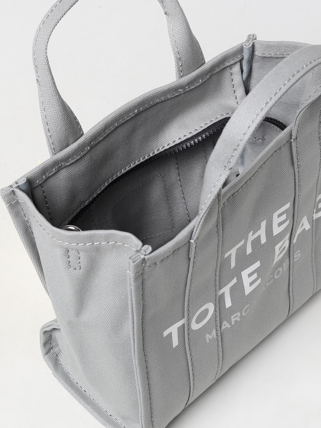 MARC JACOBS BORSA A MANO: Borsa The Tote Bag Marc Jacobs in nylon, Grigio - Img 3