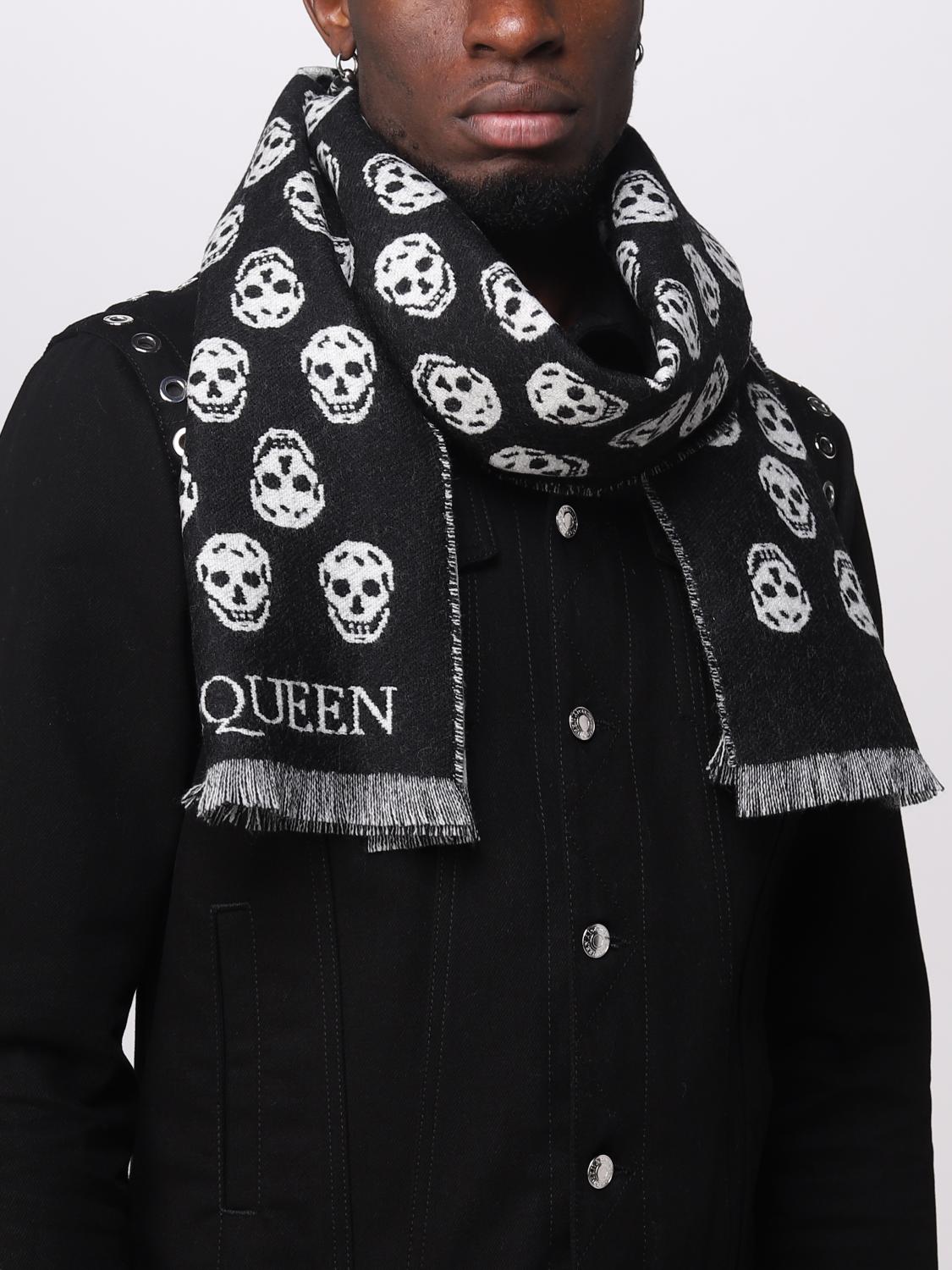 McQueen Skull scarf in jacquard wool - Black | 6244254200Q