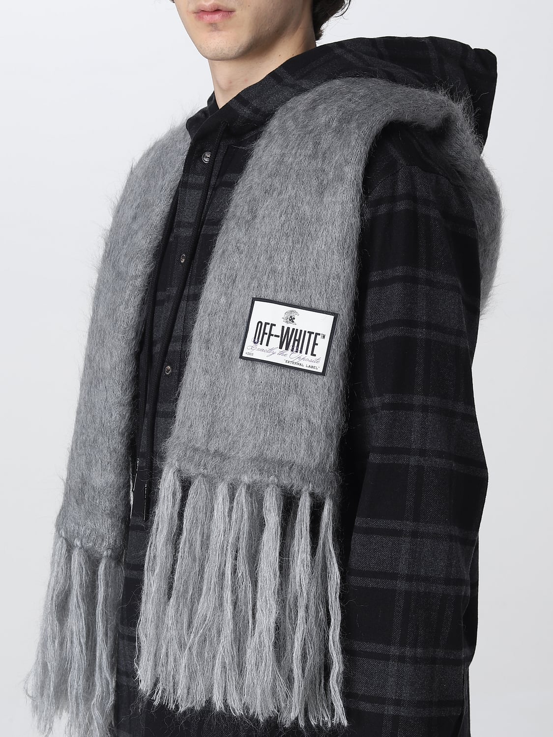 OFF-WHITE BUFANDA: Bufanda hombre Off-white, Gris - Img 2
