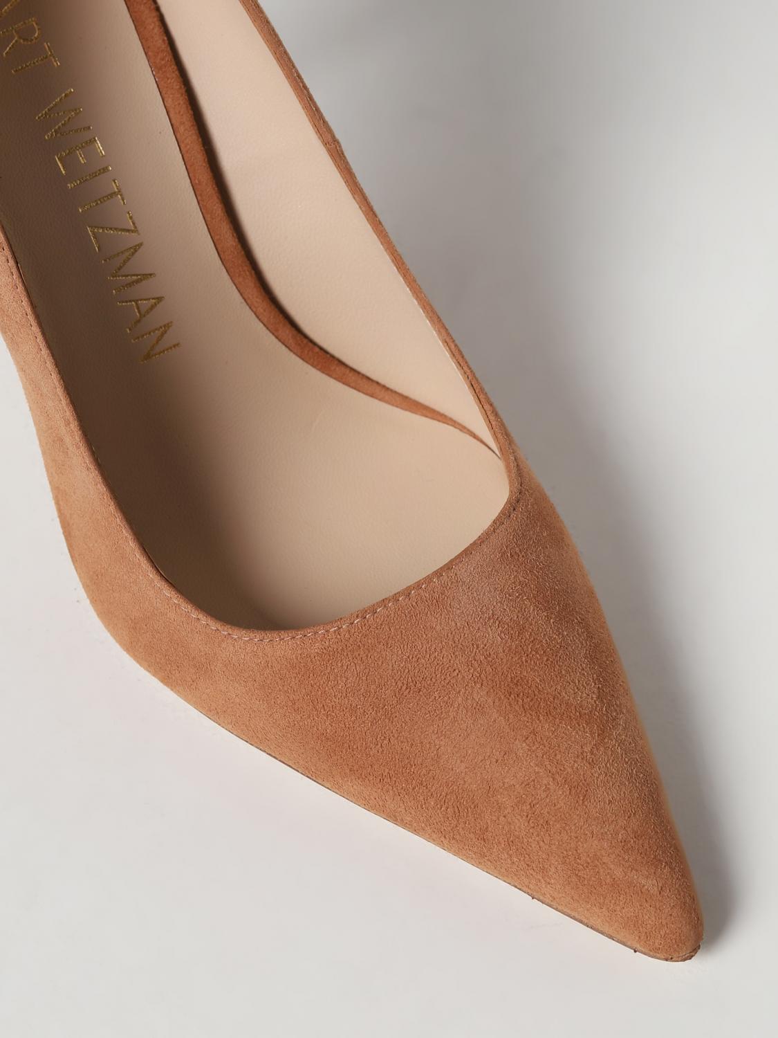 STUART WEITZMAN DÉCOLLETÉ: Décolleté Stuart Weitzman in suede, Marrone - Img 4