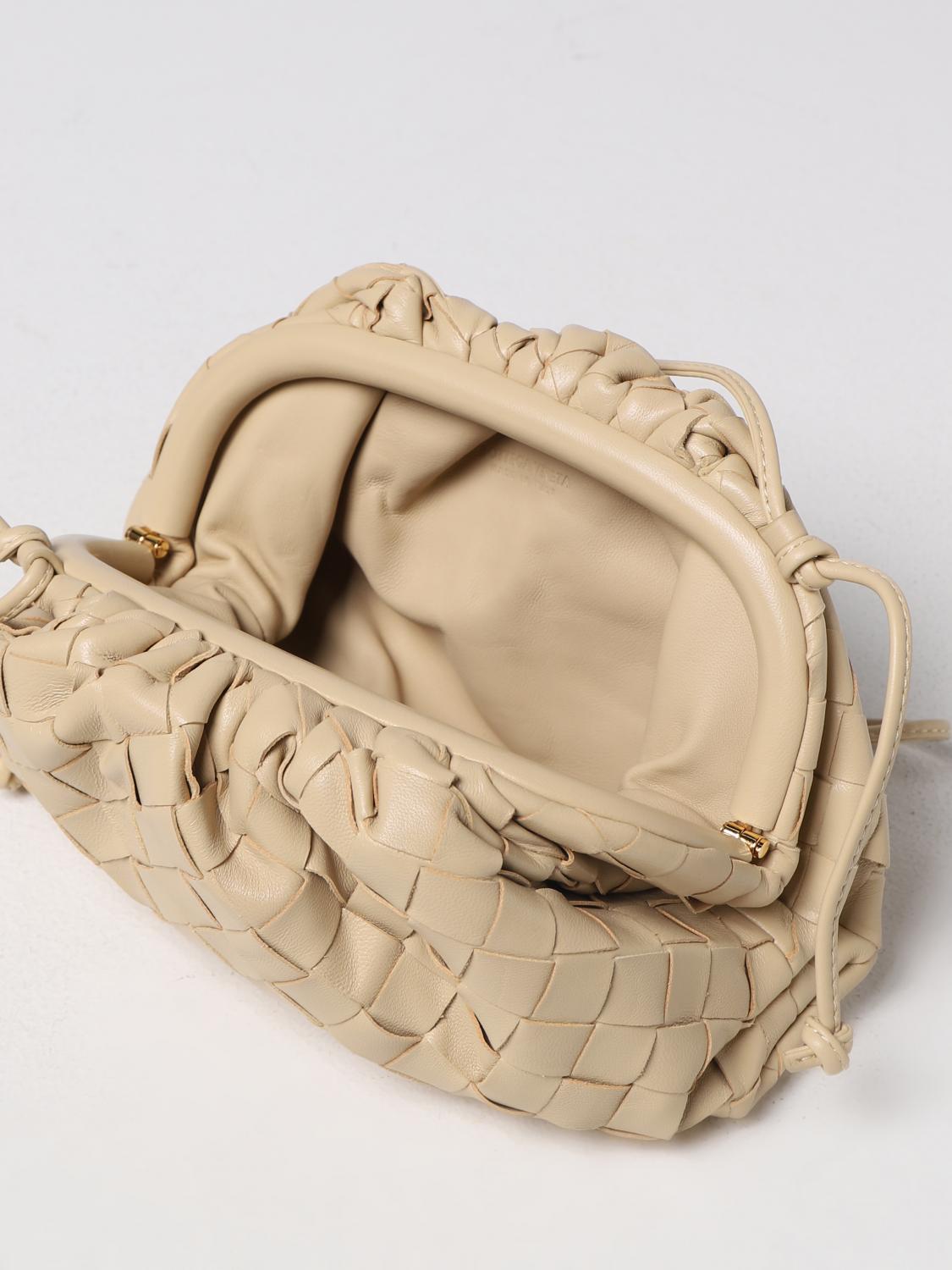 BOTTEGA VENETA CLUTCH: Clutch Bottega Veneta in pelle intrecciata, Grigio - Img 4