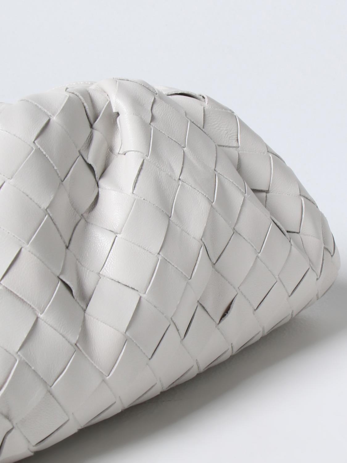 BOTTEGA VENETA CLUTCH: Clutch Bottega Veneta in pelle intrecciata, Beige - Img 3