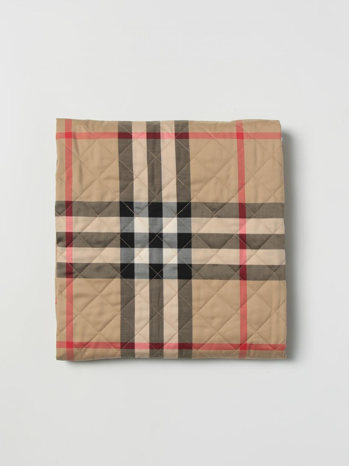 Burberry blanket in quilted cotton - Beige | 8048420 | GIGLIO.COM