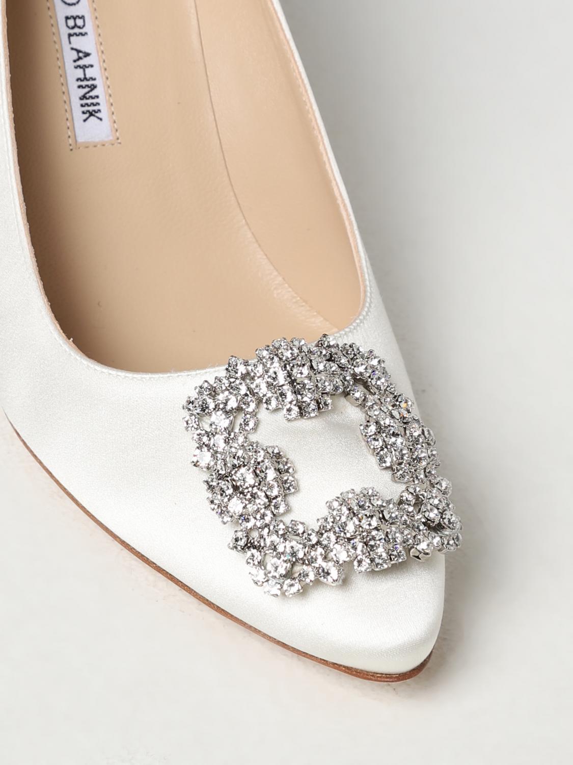 Manolo Blahnik Hangisi décolleté in satin - White | 9XX0316