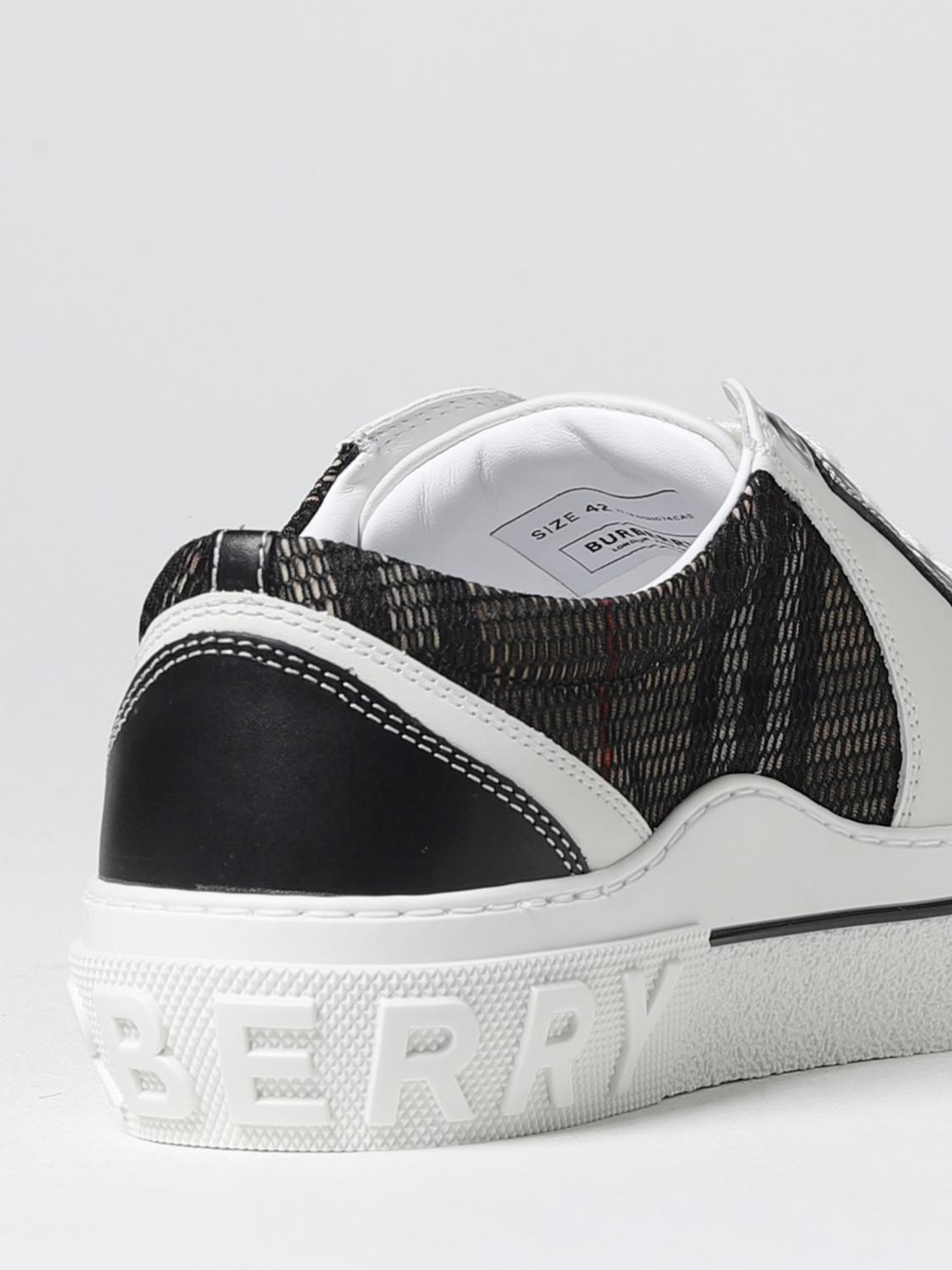 BURBERRY SNEAKERS: Burberry sneakers in leather and fabric with Vintage Check print, Black - Img 3