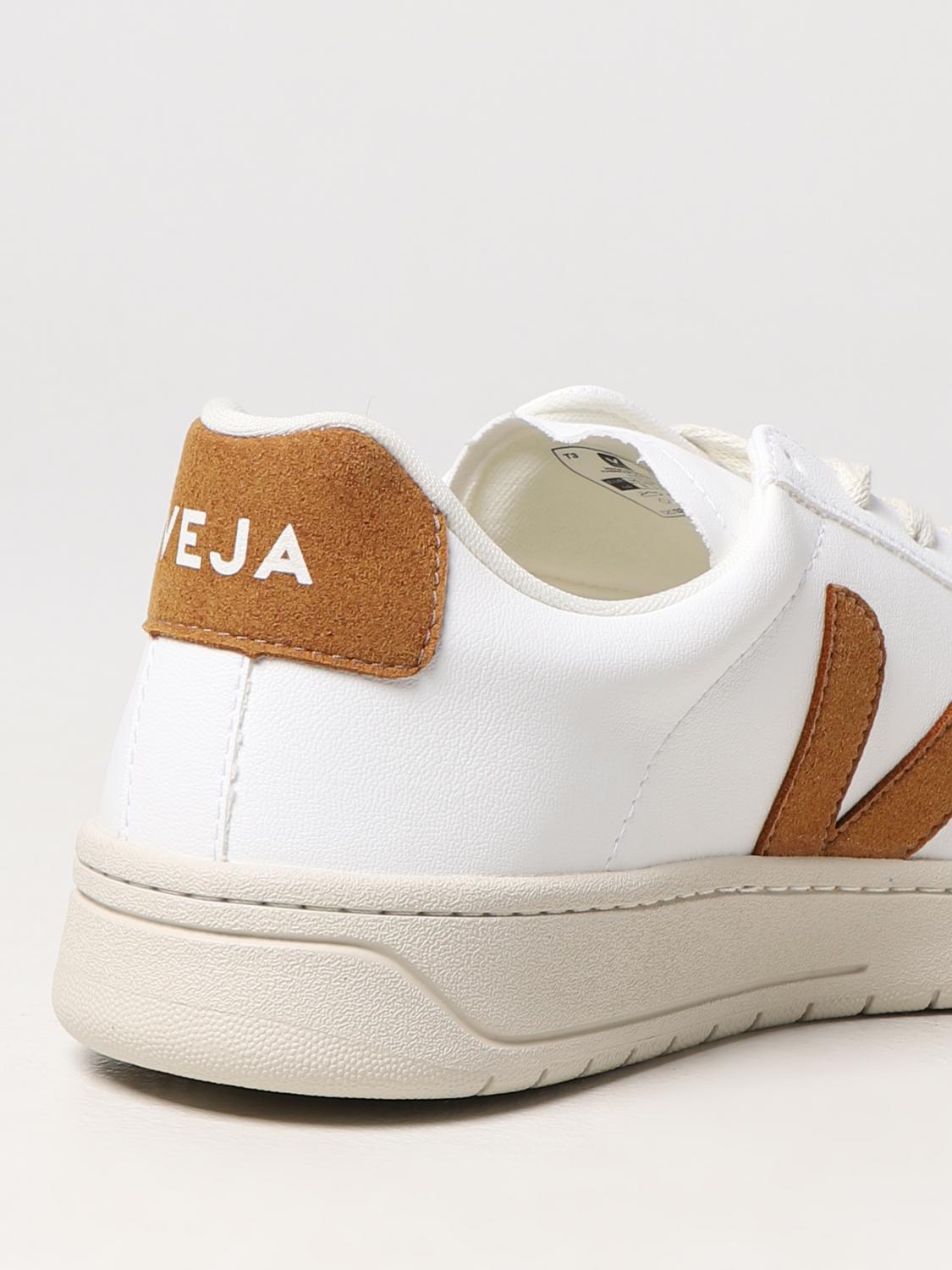 スニーカー VEJA Men Sneakers White UC0703151 Veja Sneakers | italist