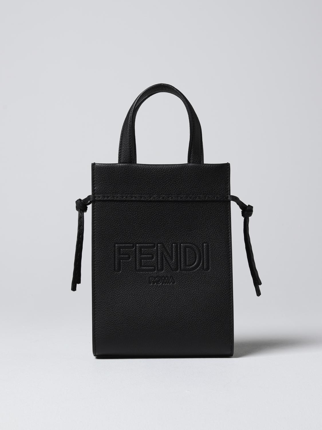 FENDI BORSA A TRACOLLA: Borsa Go To Shopper Mini Fendi in pelle a grana, Nero - Img 1