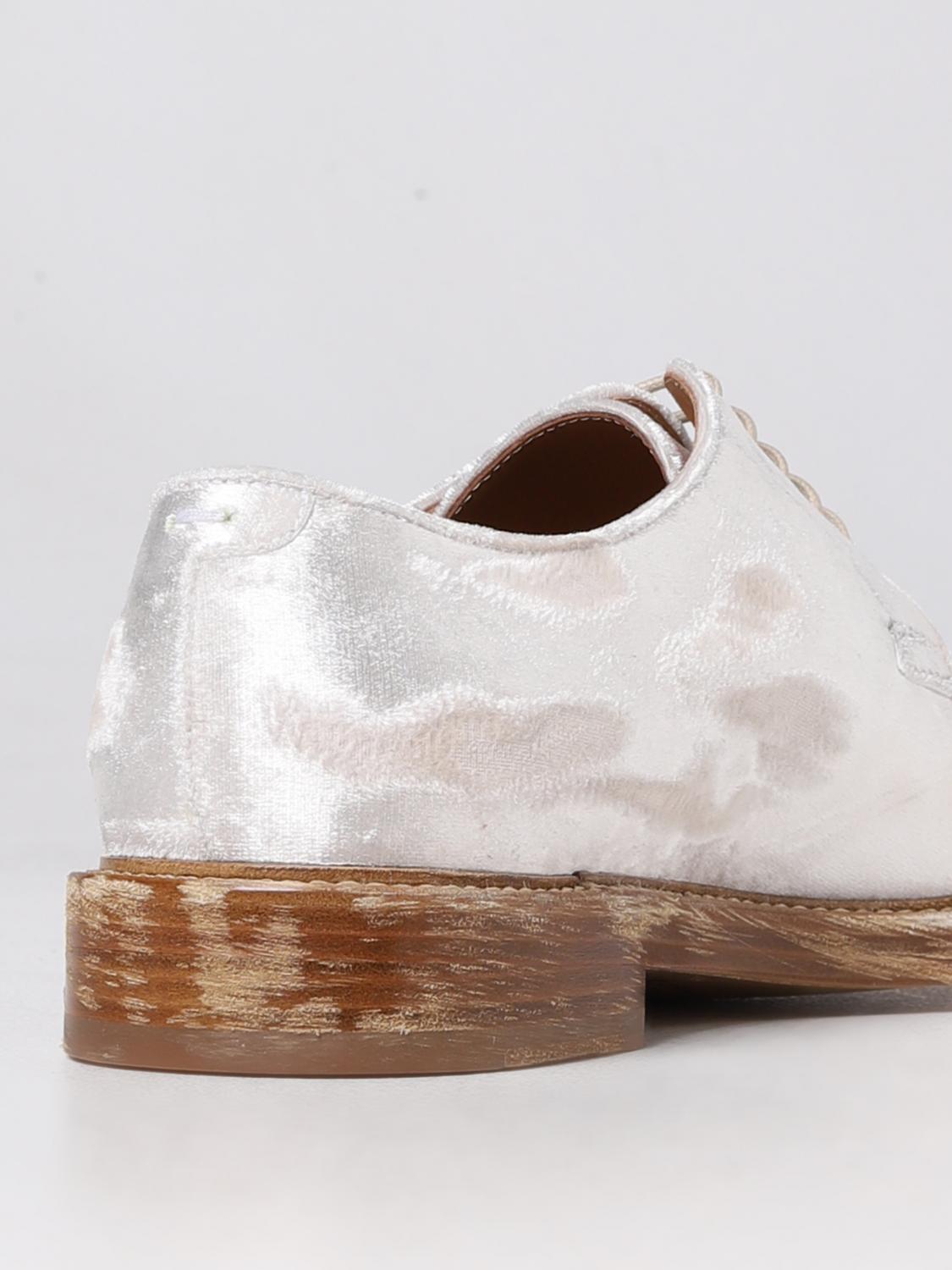 MAISON MARGIELA SCARPE STRINGATE: Derby Maison Margiela in ciniglia used, Bianco - Img 3