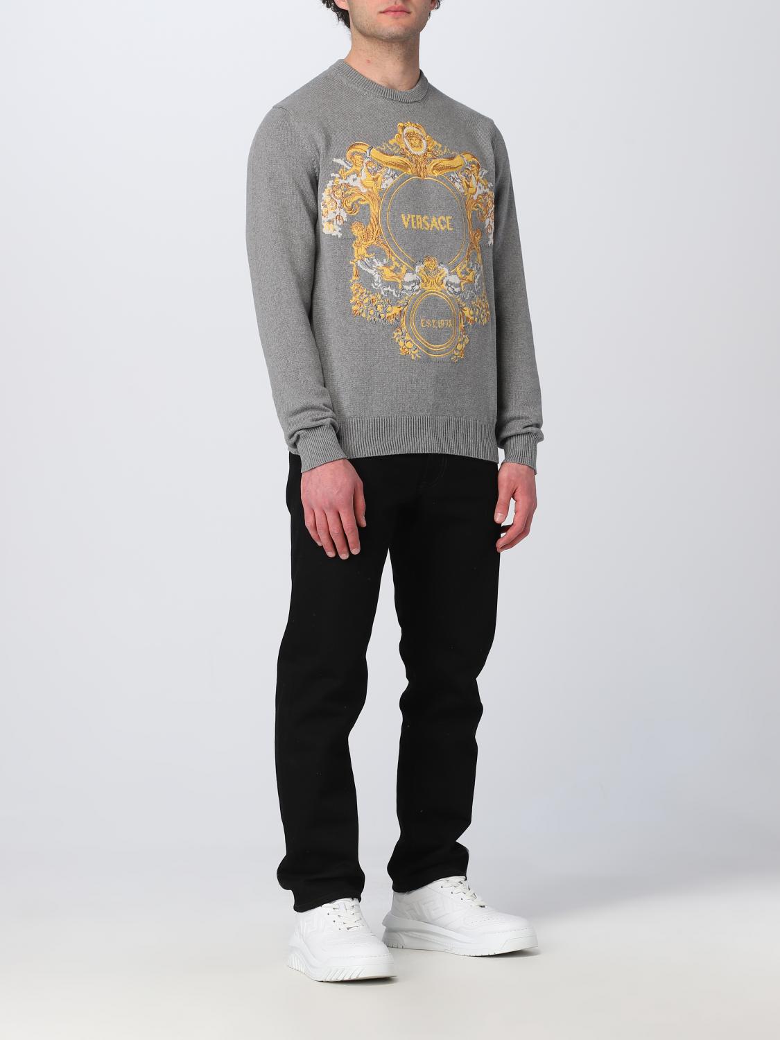 Versace セーター メンズ - グレー | 10079821A05696 | GIGLIO.COM