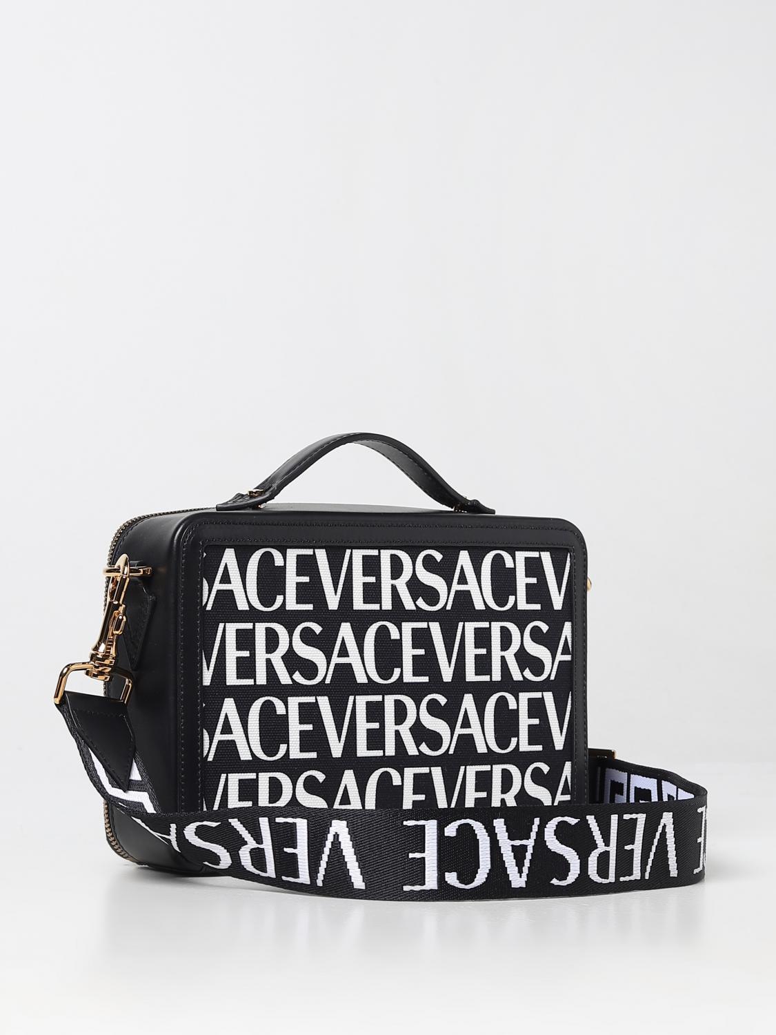 VERSACE BORSA A TRACOLLA: Borsa Versace in canvas e pelle con logo all over, Nero - Img 2