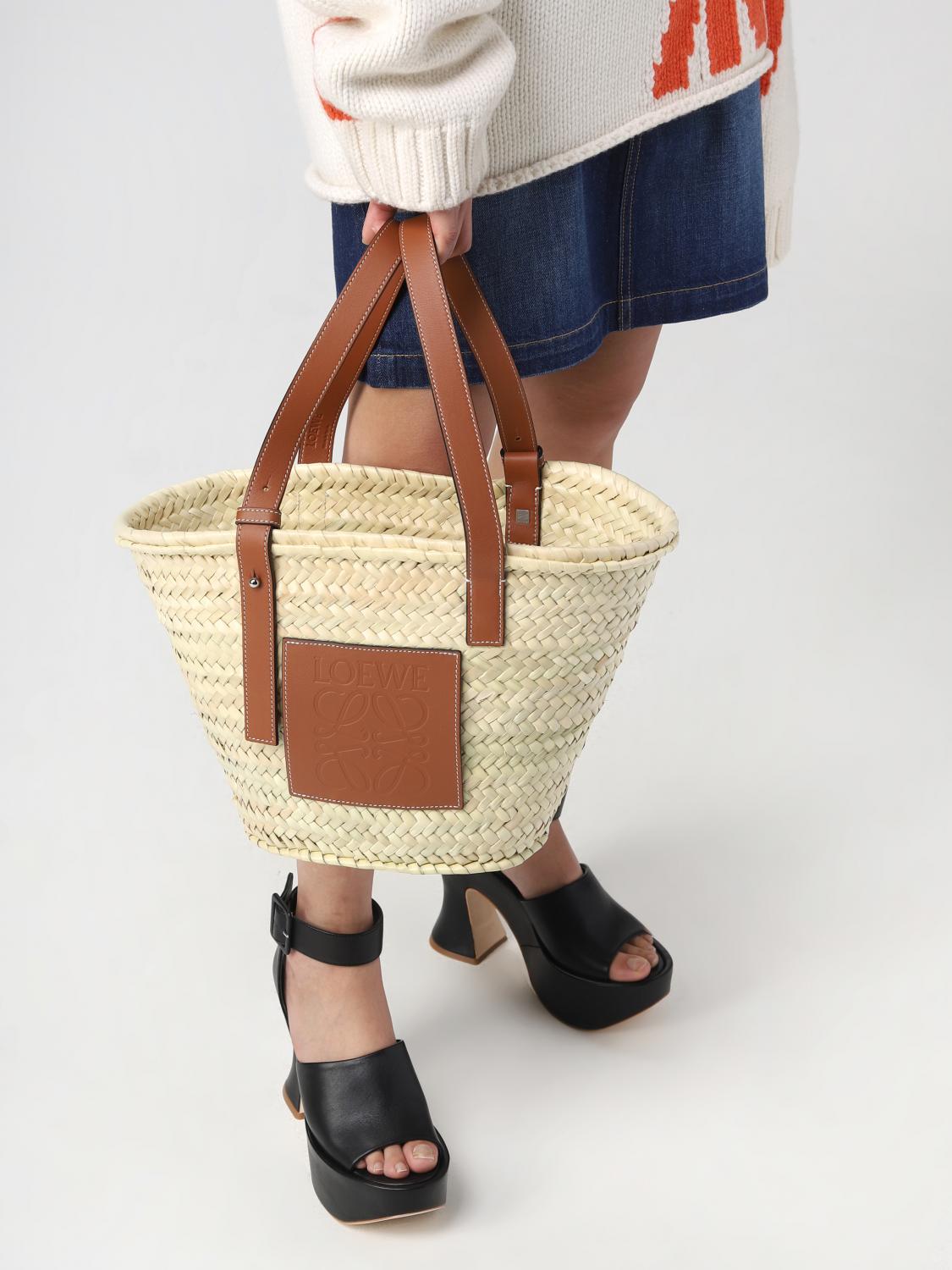 LOEWE: woven straw and leather bag - Beige | Loewe handbag