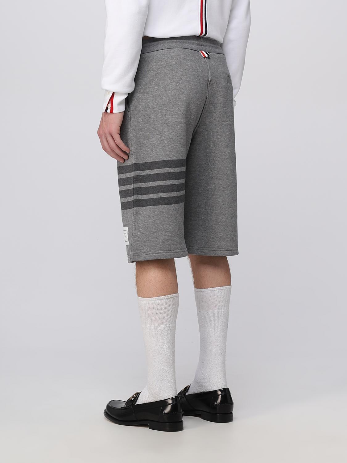 Thom Browne ショートパンツ メンズ - グレー | MJQ012A06910 | GIGLIO.COM