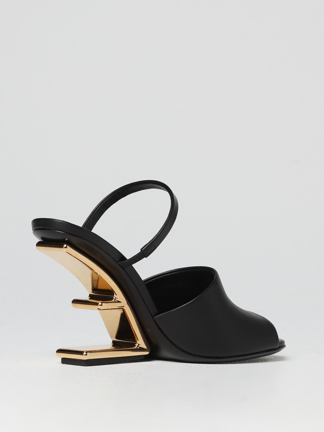 Fendi mules in smooth leather - Black | 8R8212NA7F | GIGLIO.COM