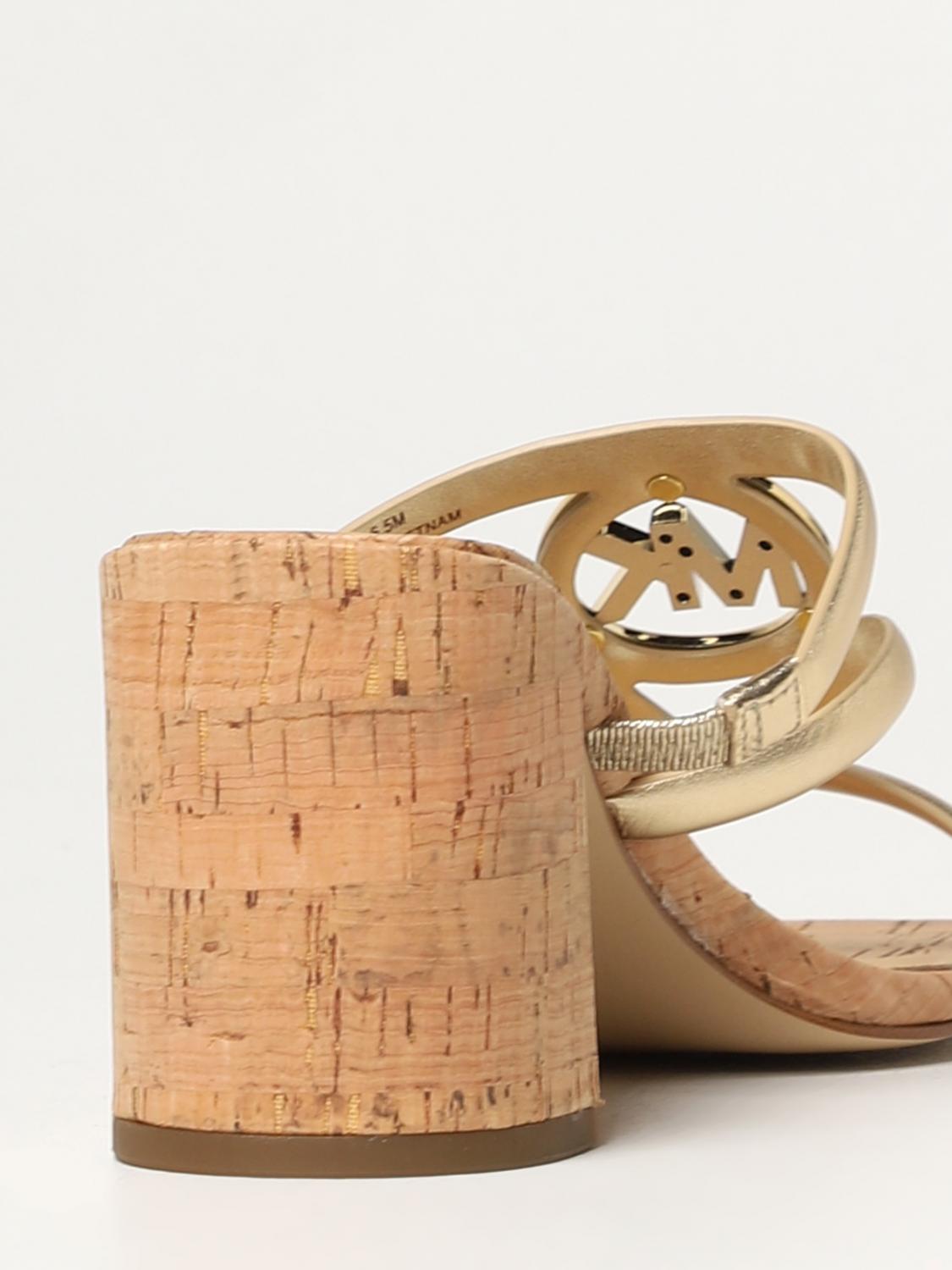 MICHAEL KORS HEELED SANDAL: Michael Kors Hampton sandals in laminated leather, Gold - Img 3