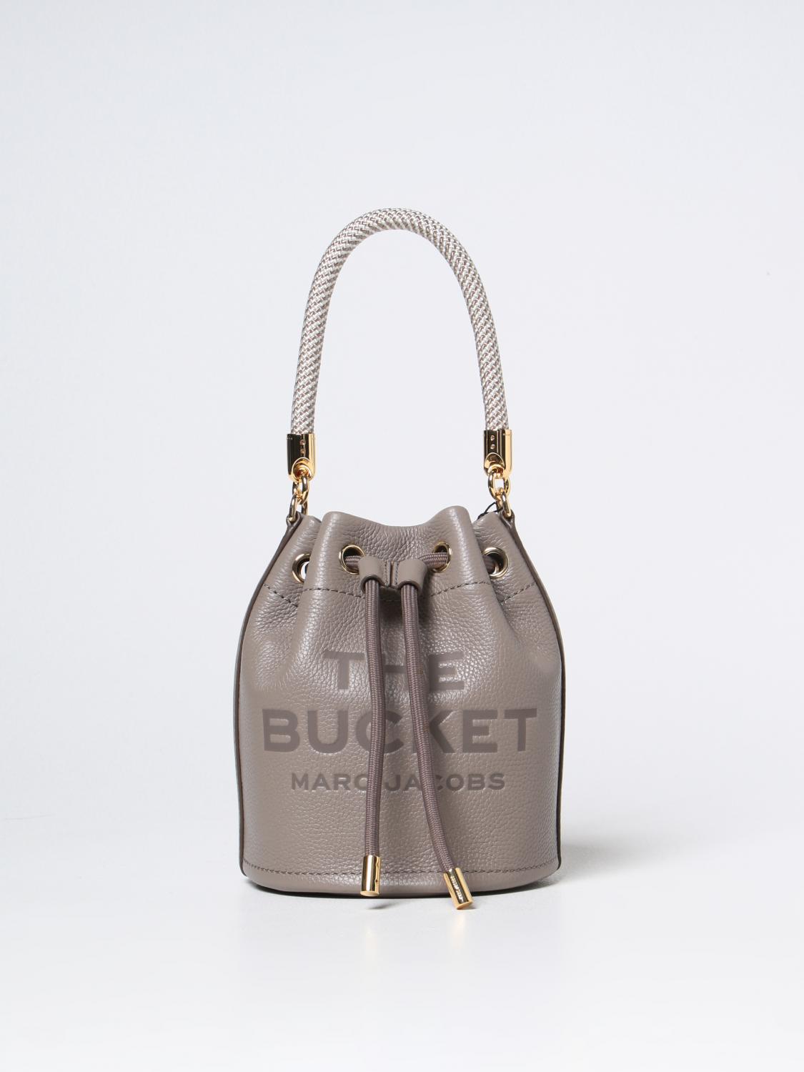 MARC JACOBS BORSA MINI: Borsa The Bucket Marc Jacobs in pelle a grana, Tortora - Img 1