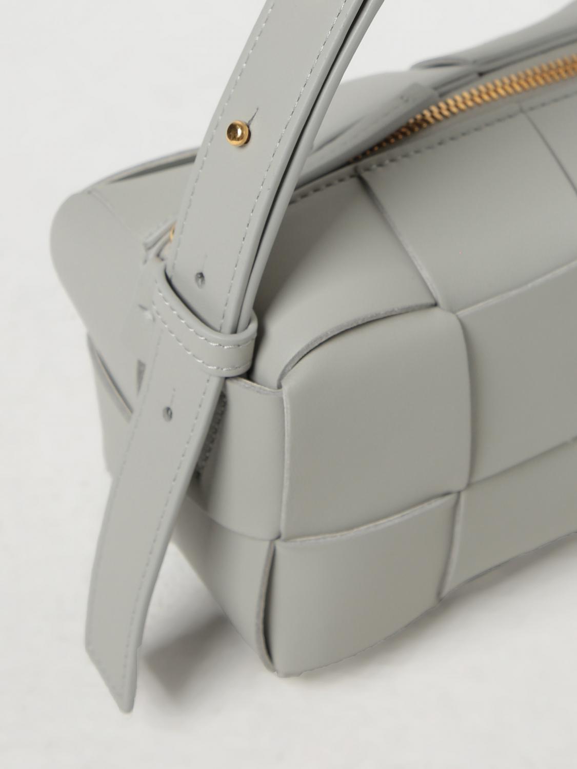 BOTTEGA VENETA BORSA A SPALLA: Borsa Brick Cassette Bottega Veneta in pelle intrecciata, Grigio - Img 4