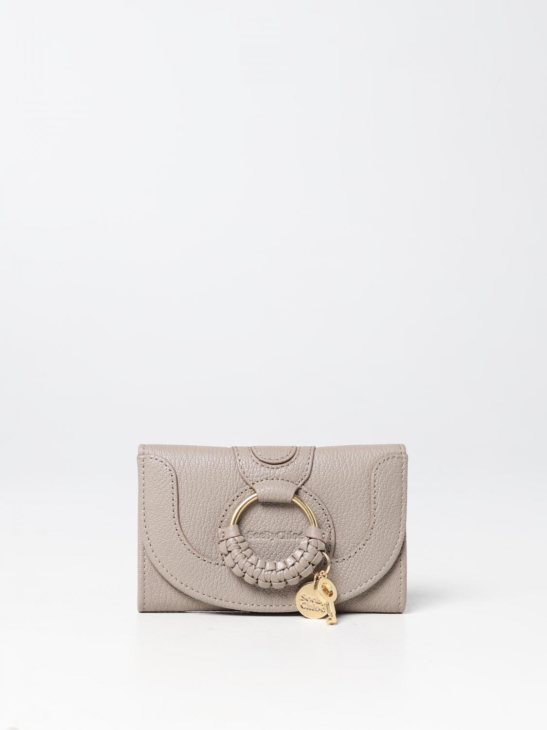 SEE BY CHLOÉ BORSA A MANO: Portafoglio Hana See by Chloé in pelle con anello e charm, Grigio - Img 1