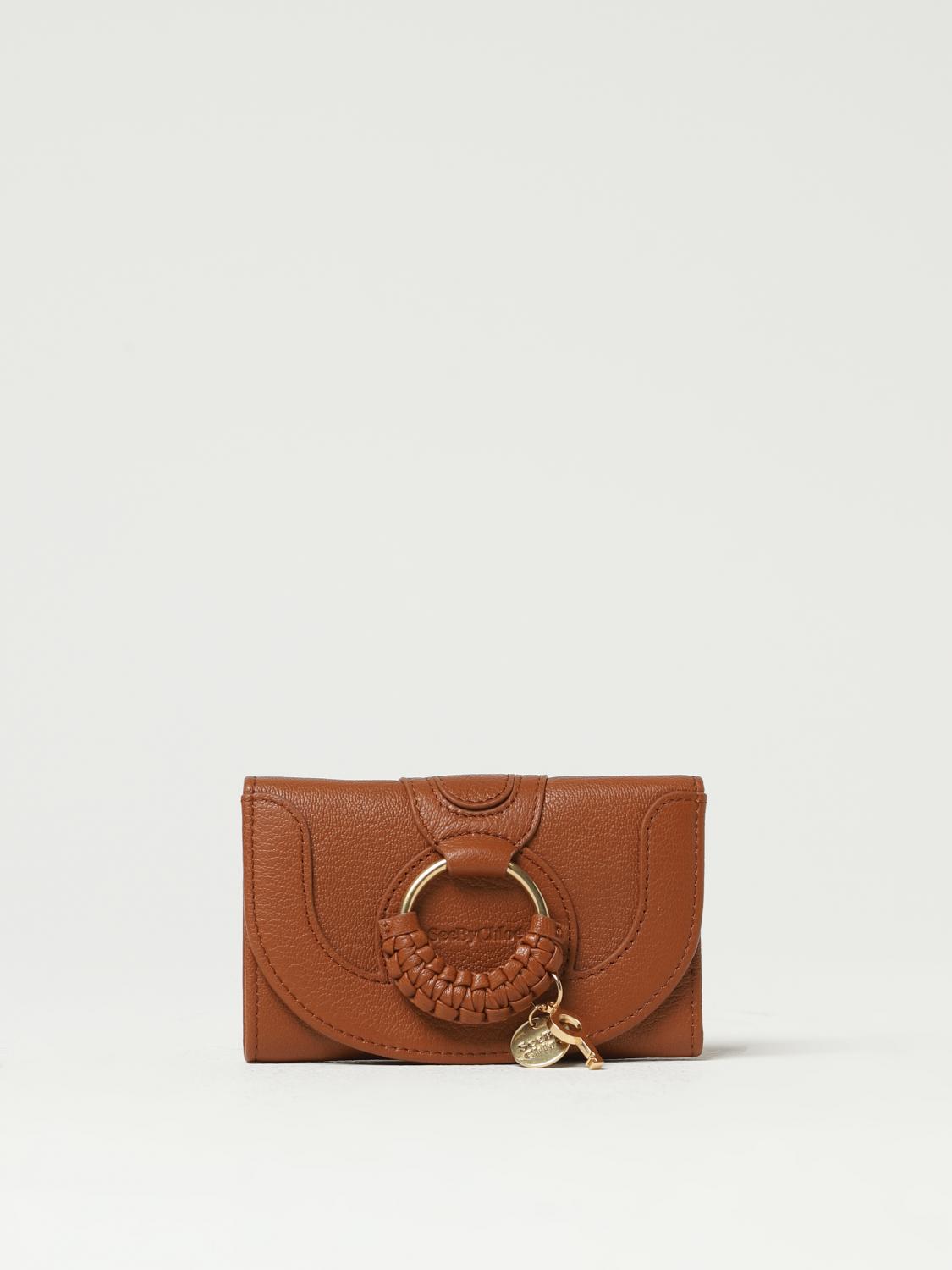 SEE BY CHLOÉ BORSA A MANO: Portafoglio Hana See by Chloé in pelle con anello e charm, Marrone - Img 1