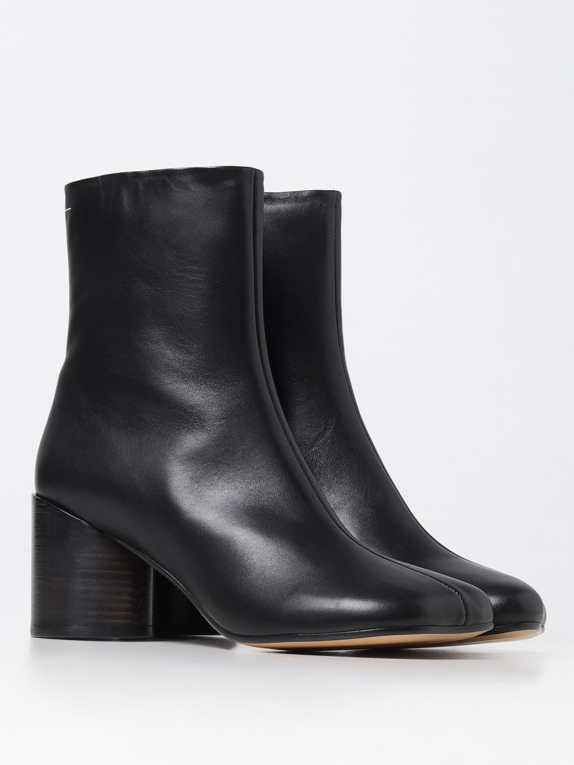 MM6 MAISON MARGIELA: Flat ankle boots woman - Black | Mm6