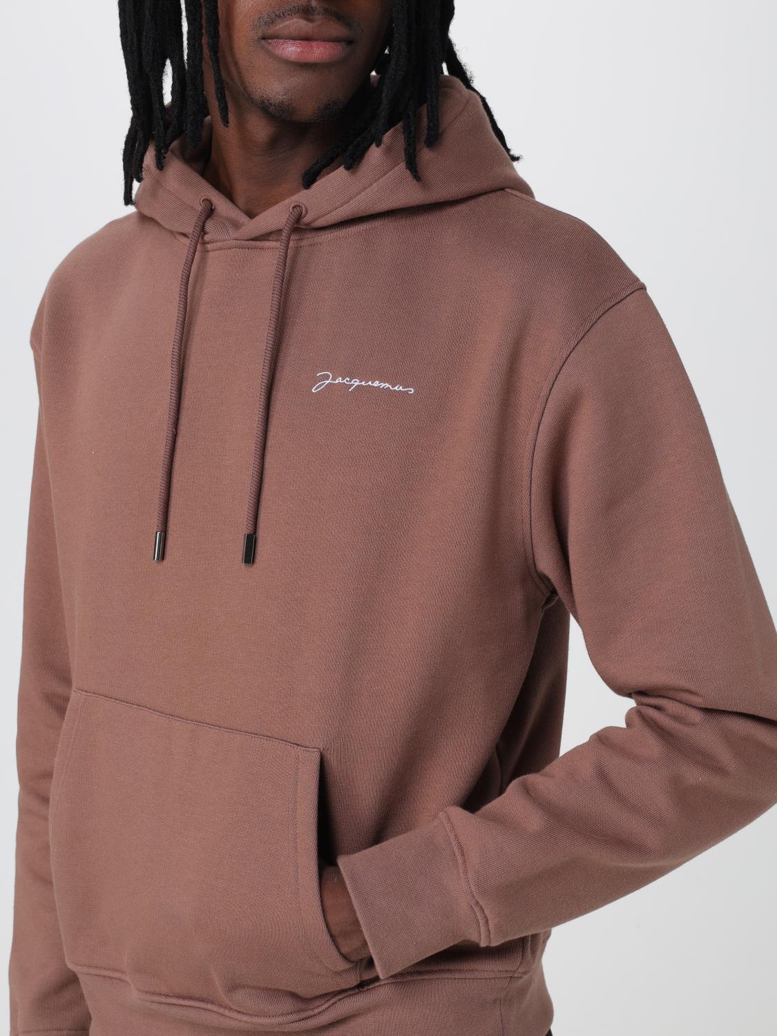 JACQUEMUS FELPA: Felpa Le Sweatshirt Jacquemus in jersey con cappuccio, Marrone - Img 5