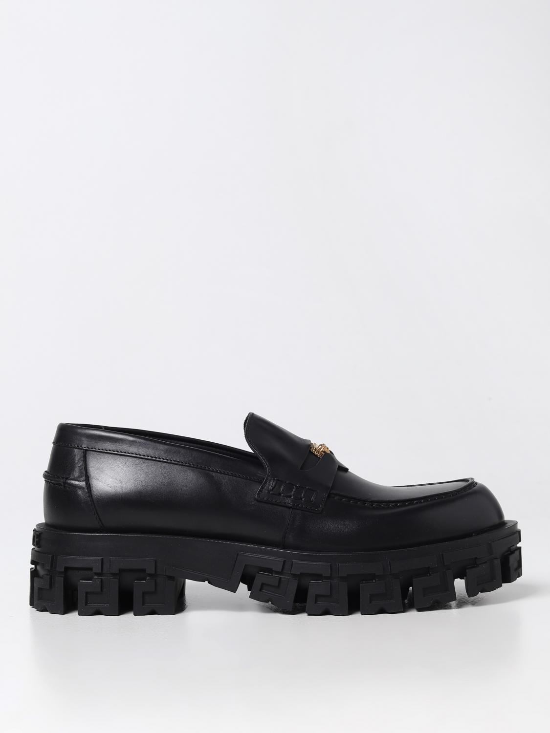 VERSACE：ローファー メンズ - ブラック | GIGLIO.COMオンライン