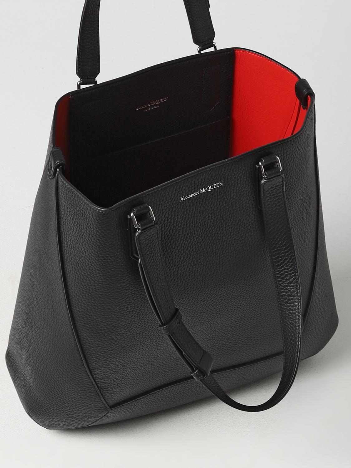 MCQUEEN BORSA A TRACOLLA: Borsa The Edge McQueen in pelle martellata, Nero - Img 4