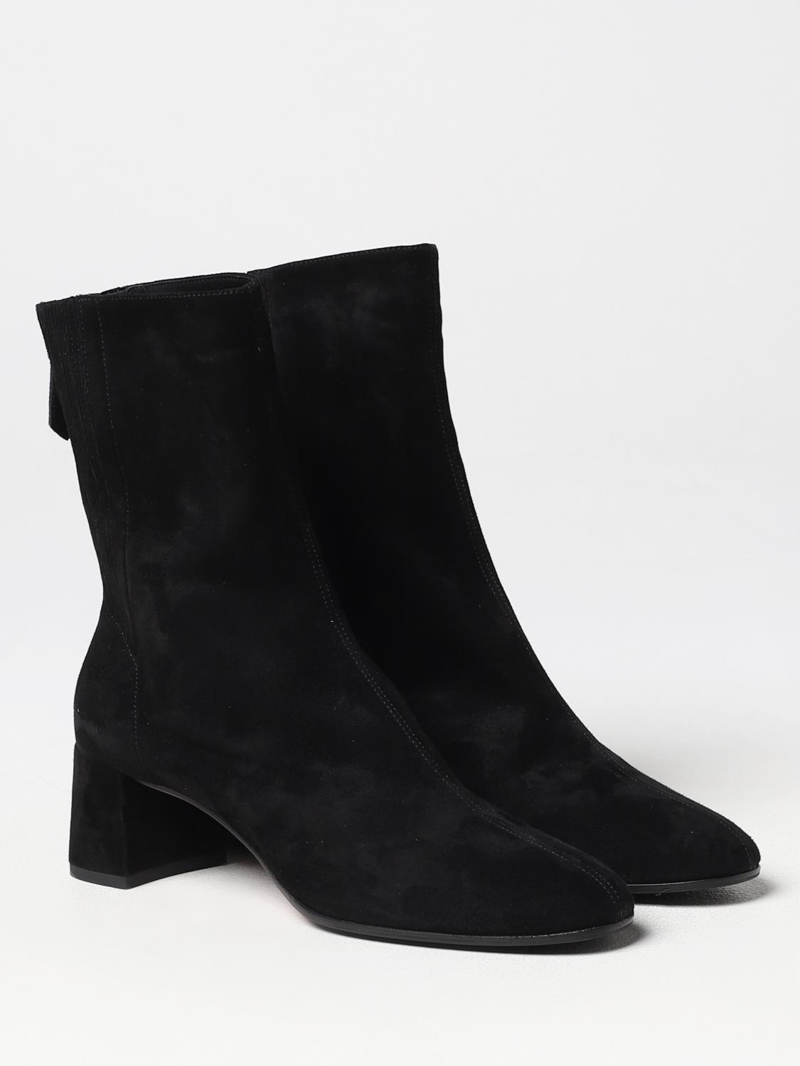 ショートブーツ・ブーティ AQUAZZURA Woman Flat ankle boots Black SHOMIDB8SUE 000 Gytane Bootie 85 BLACK Aquazzura@ Official