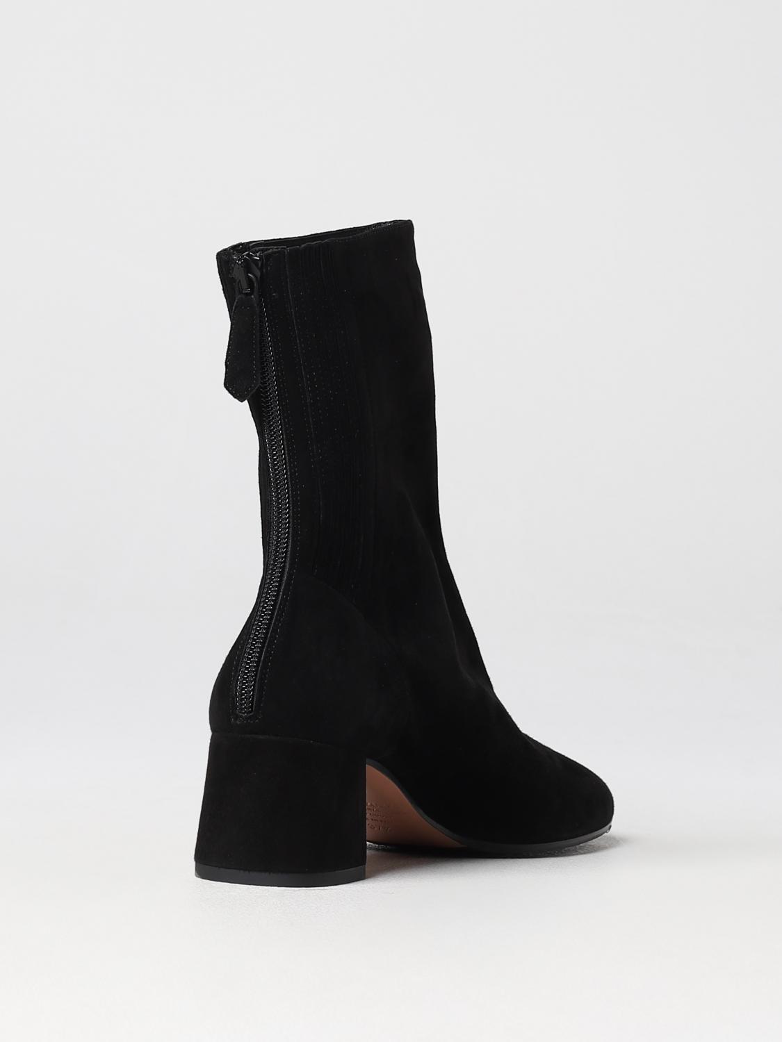 ショートブーツ・ブーティ AQUAZZURA Woman Flat ankle boots Black SHOMIDB8SUE 000 Aquazzura Boots Women's 6 US 36 EU Black Ankle Booties