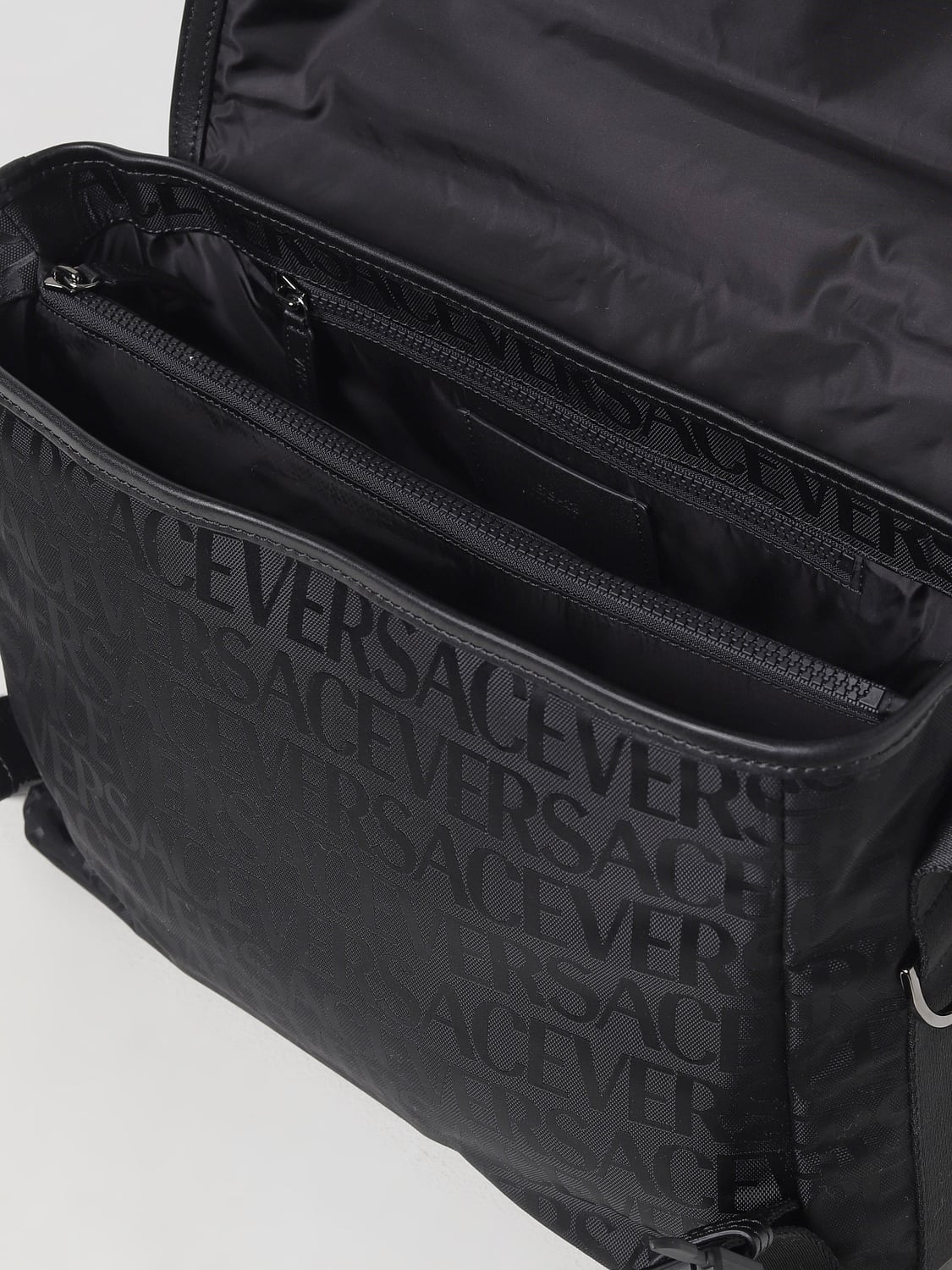 VERSACE BANDOLERA: Bolsos hombre Versace, Negro - Img 5