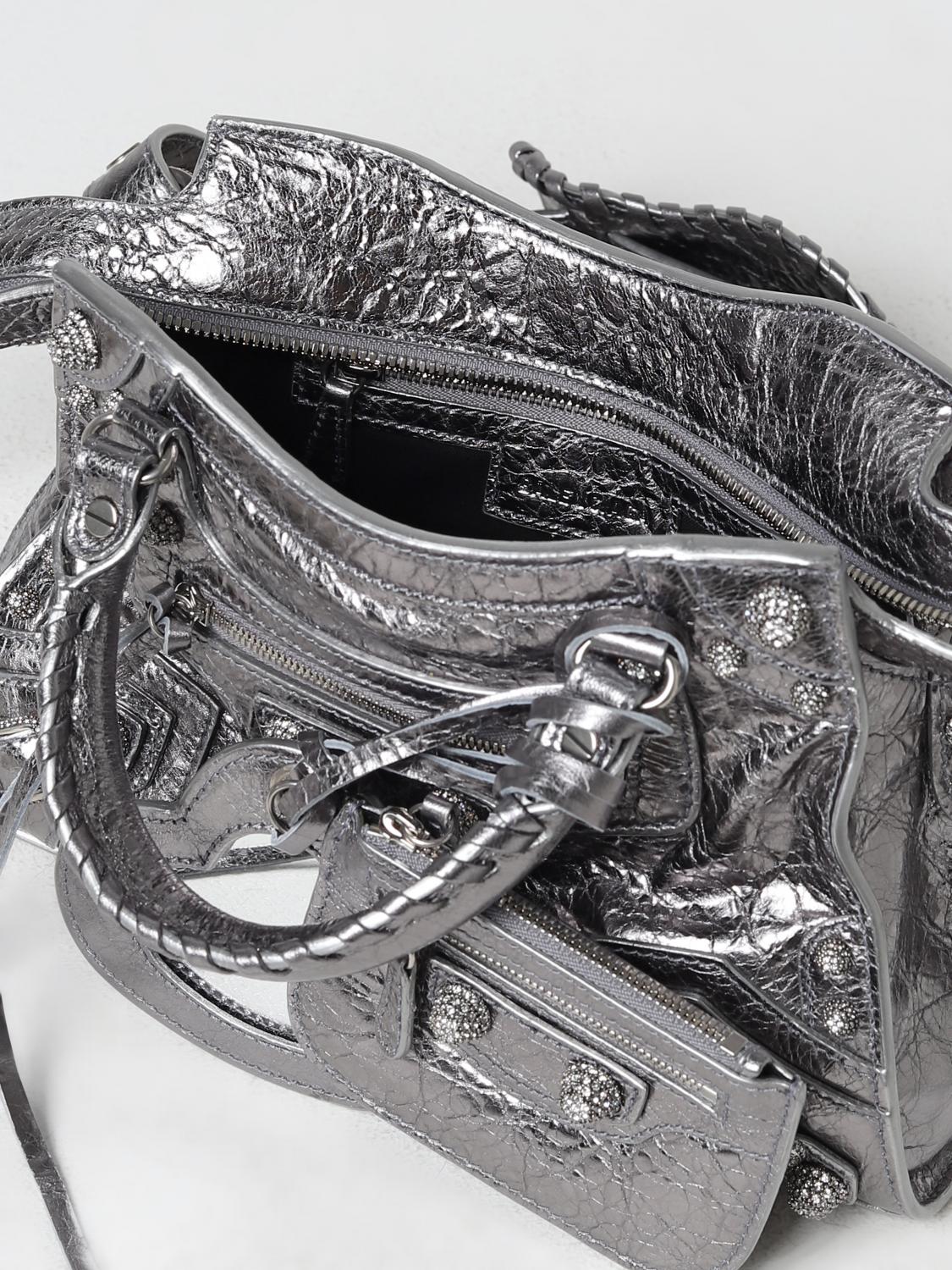 Balenciaga Neo Cagole XS bag in cracklè leather - Silver