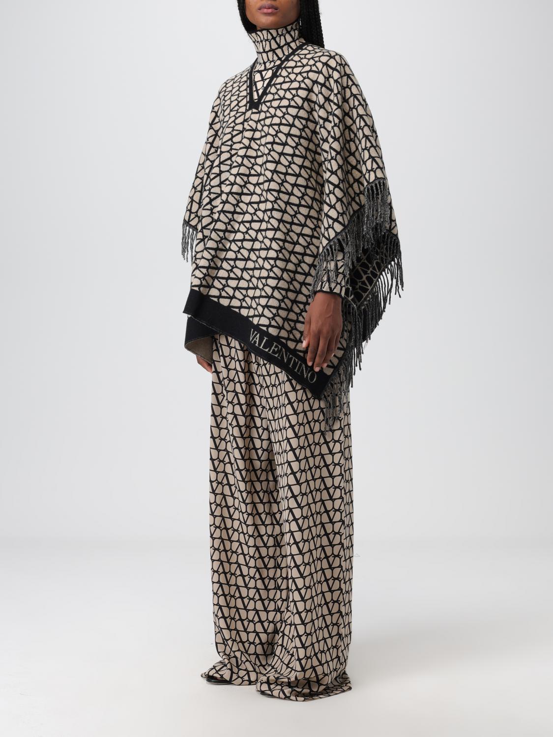 Valentino Garavani Toile Iconographe poncho in jacquard virgin