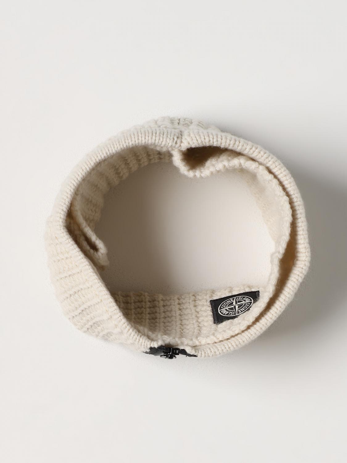 STONE ISLAND SCIARPA: Scaldacollo Stone Island in maglia di lana con logo, Bianco - Img 2