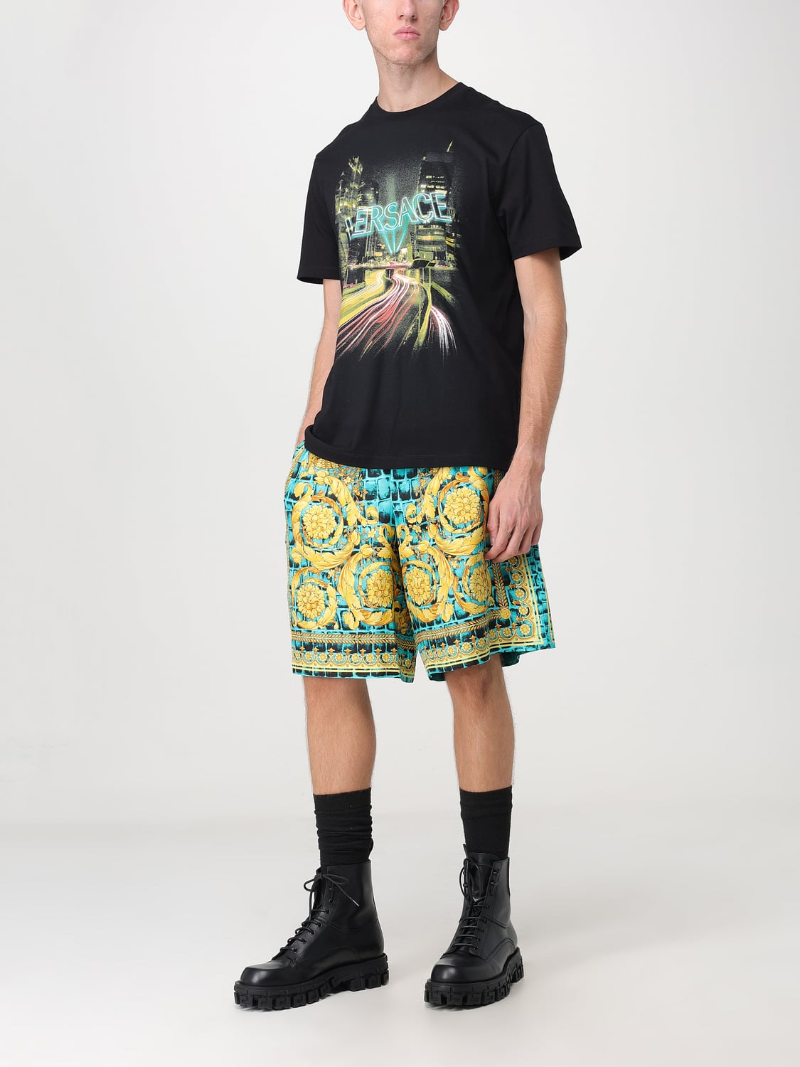 VERSACE SHORTS: Versace silk shorts with Baroccodile print, Green - Img 2
