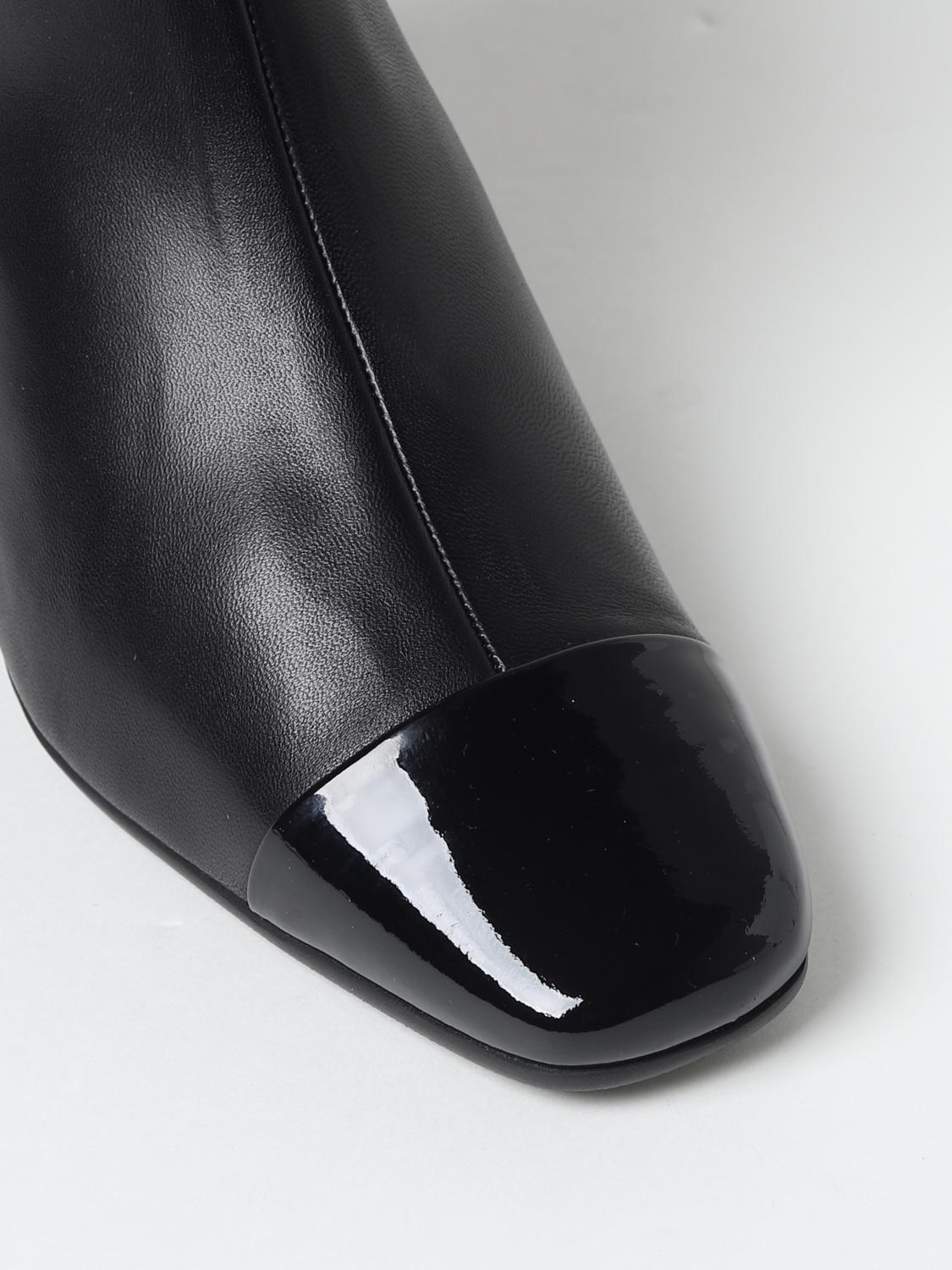 ショートブーツ・ブーティ CAREL PARIS Woman Flat ankle boots Silver 332721 Carel Ankle Boots In Silver - 10% Off | Editorialist