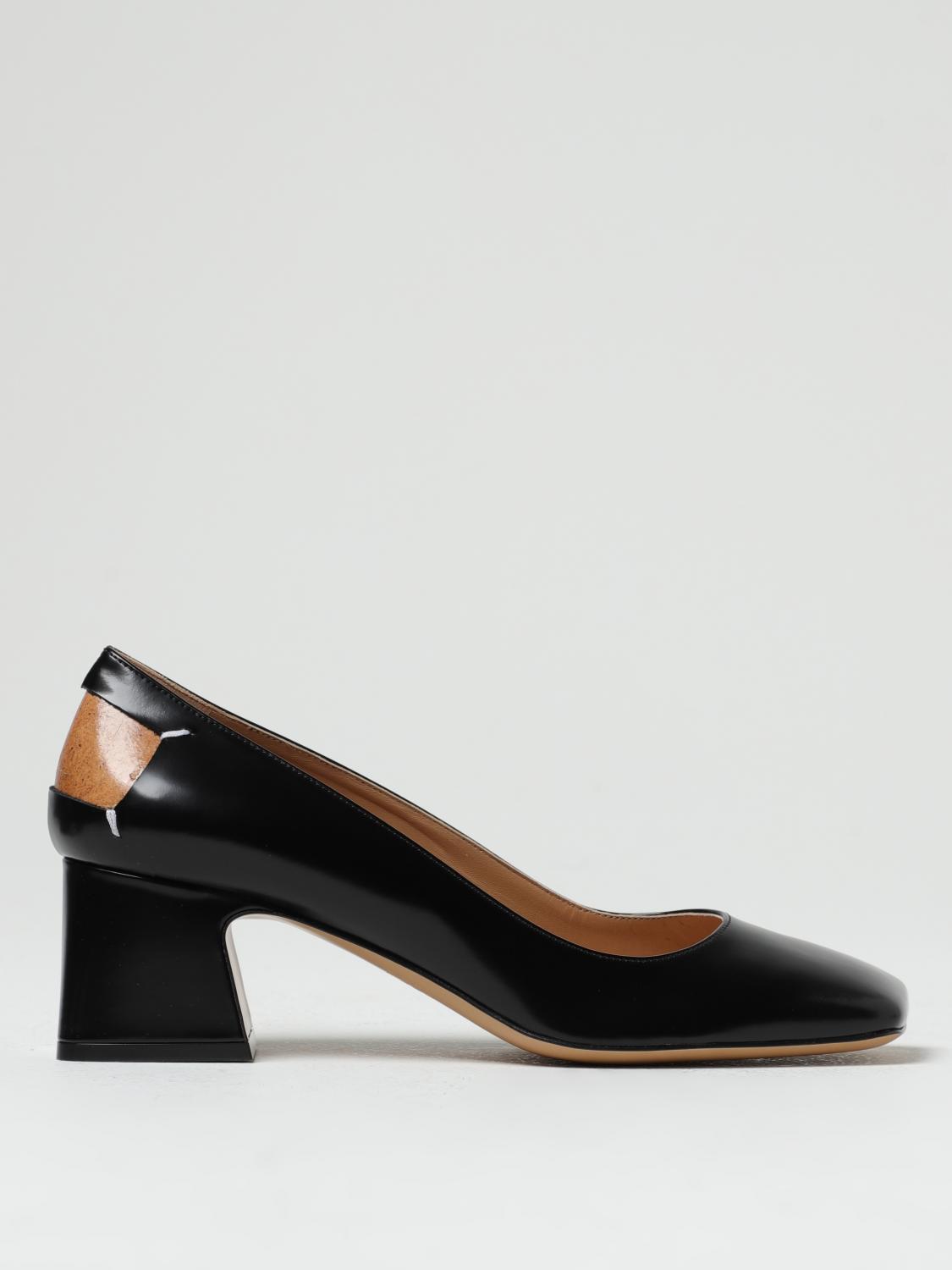 Maison Margiela Décortiqué Four Stitches Pumps in brushed leather