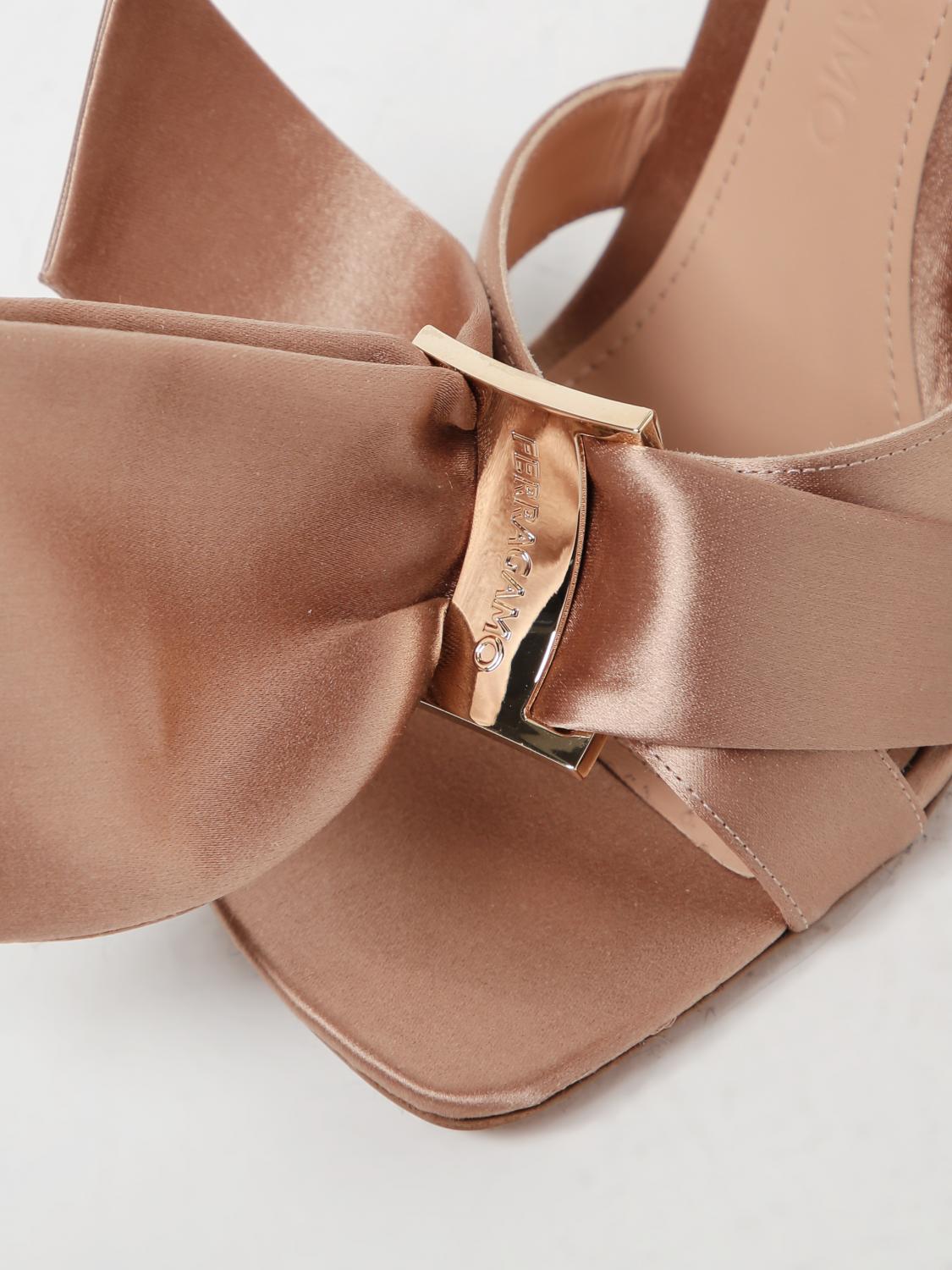 【Bow】Ferragamo ピンクリボンヒール Ferragamo Helena sandals in satin with bow - Blush Pink | 01F808