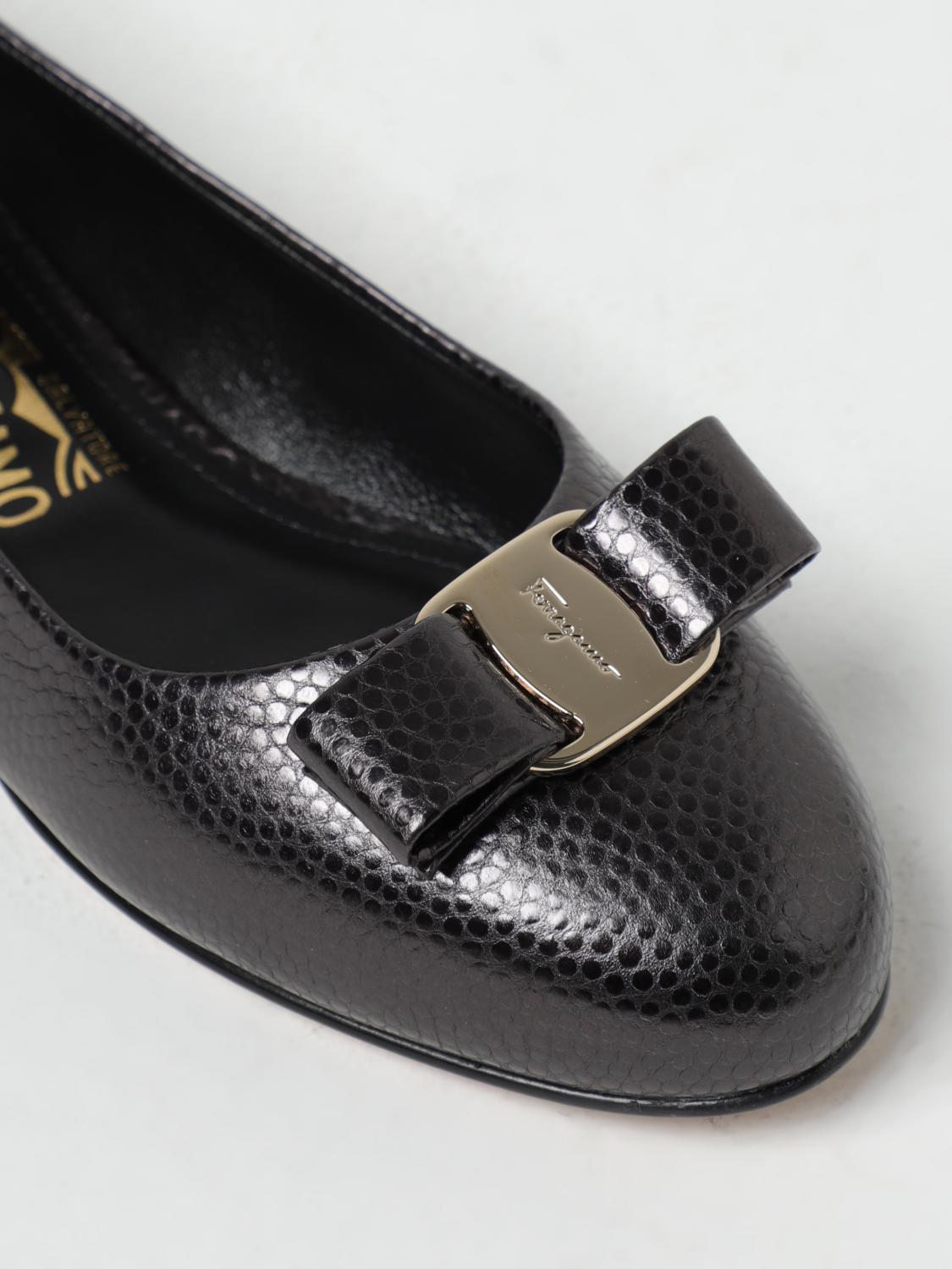 FERRAGAMO：バレリーナ＆フラットシューズ レディース - ブラック