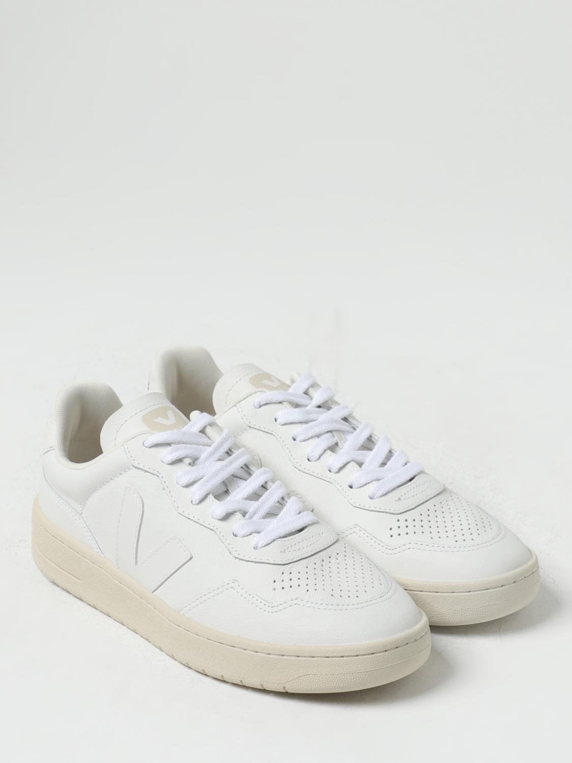 VEJA SNEAKERS: Sneakers V-90 Veja in pelle O.T., Bianco - Img 2