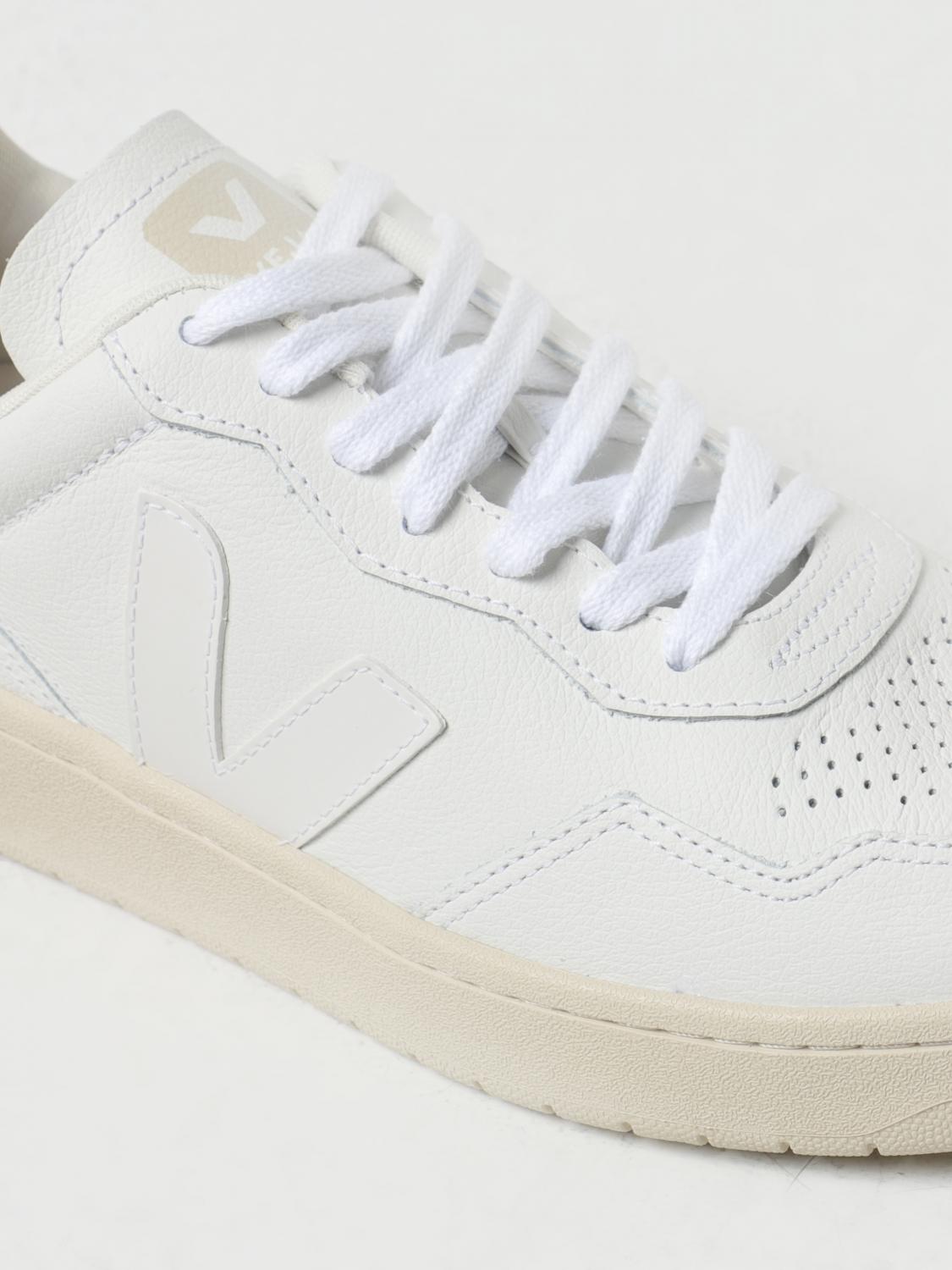 VEJA SNEAKERS: Sneakers V-90 Veja in pelle O.T., Bianco - Img 4