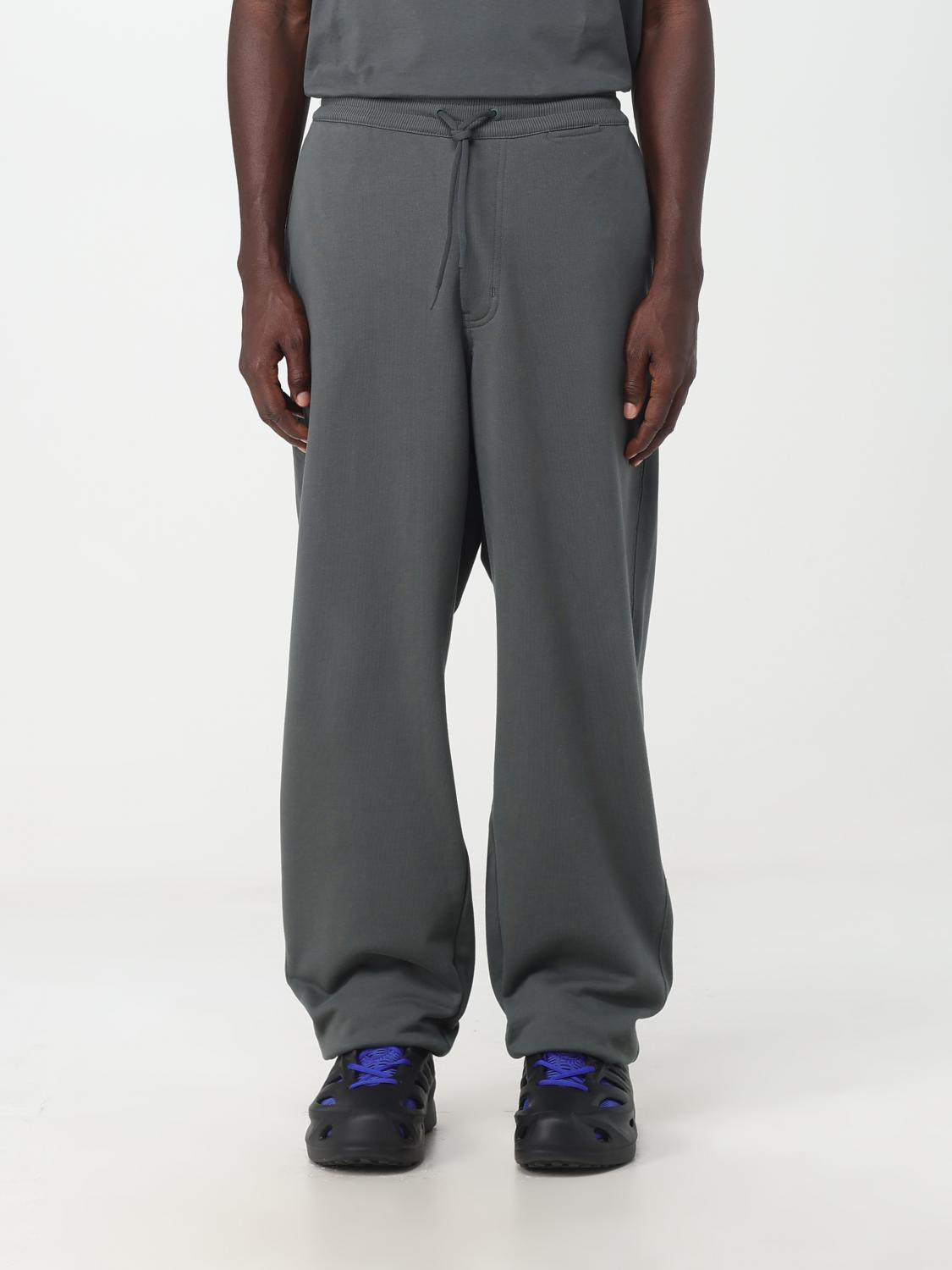 outlet y3