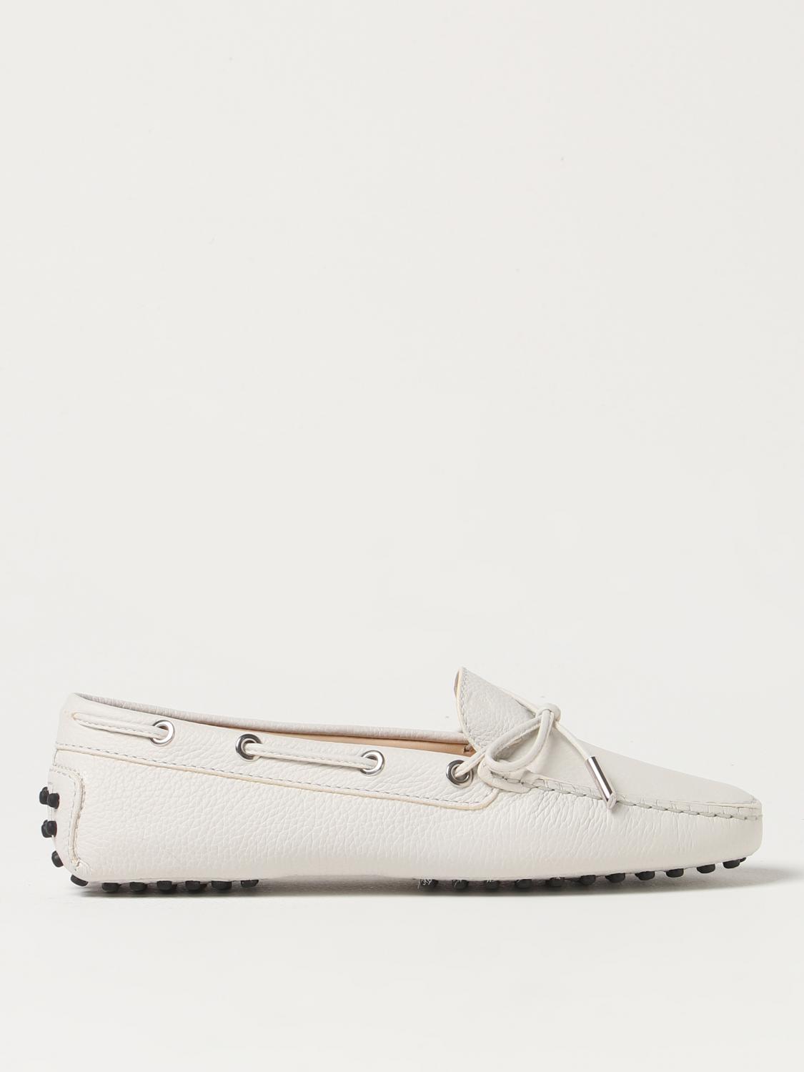Tod's moccasins in grained leather - White | XXW0FW050305J1
