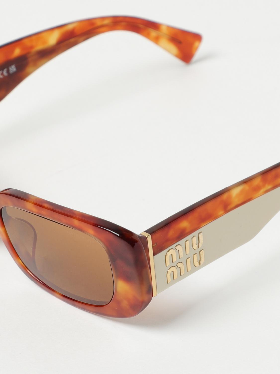 MIU MIU：サングラス レディース - ブラウン | GIGLIO.COMオンラインの