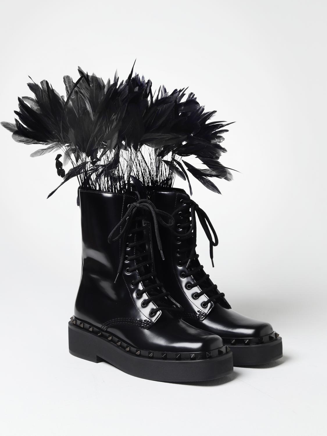 VALENTINO GARAVANI: Rockstud boots in brushed leather