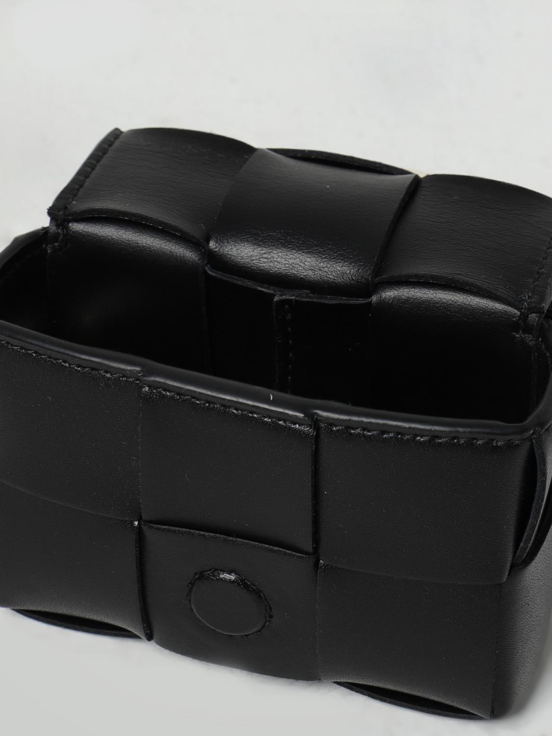 Bottega Veneta AirPods case in woven leather - Black | 765784VBWD3