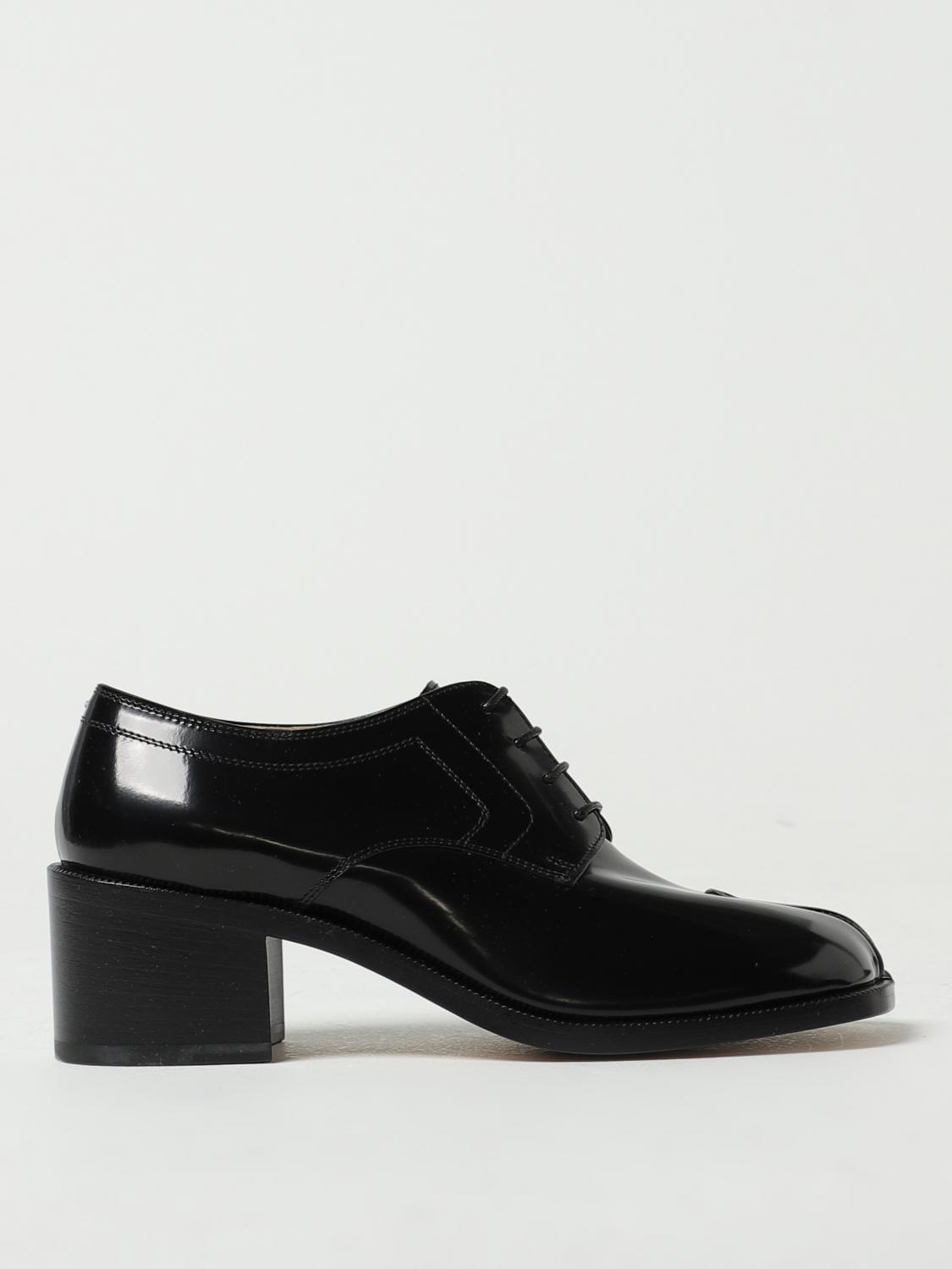MAISON MARGIELA: Tabi derby shoes in brushed leather - Black MAISON MARGIELA: Tabi derby shoes in brushed leather - Black