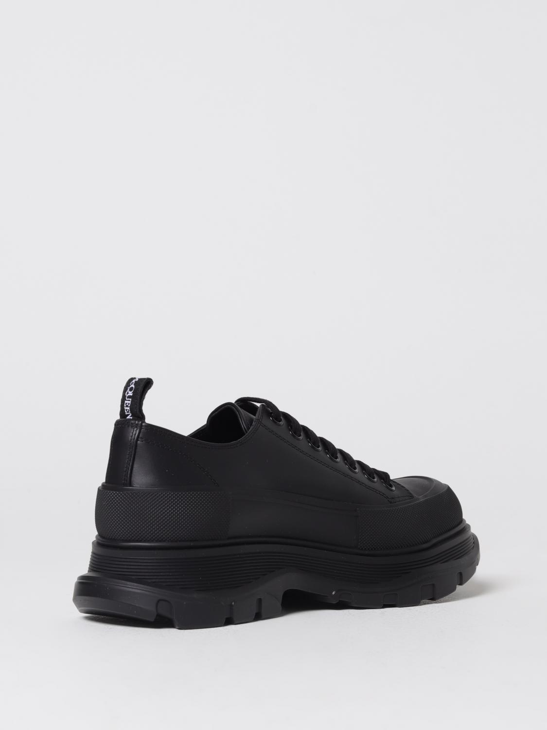 MCQUEEN SNEAKERS: McQueen Tread Slick Graffiti sneakers in nappa leather, Black - Img 3