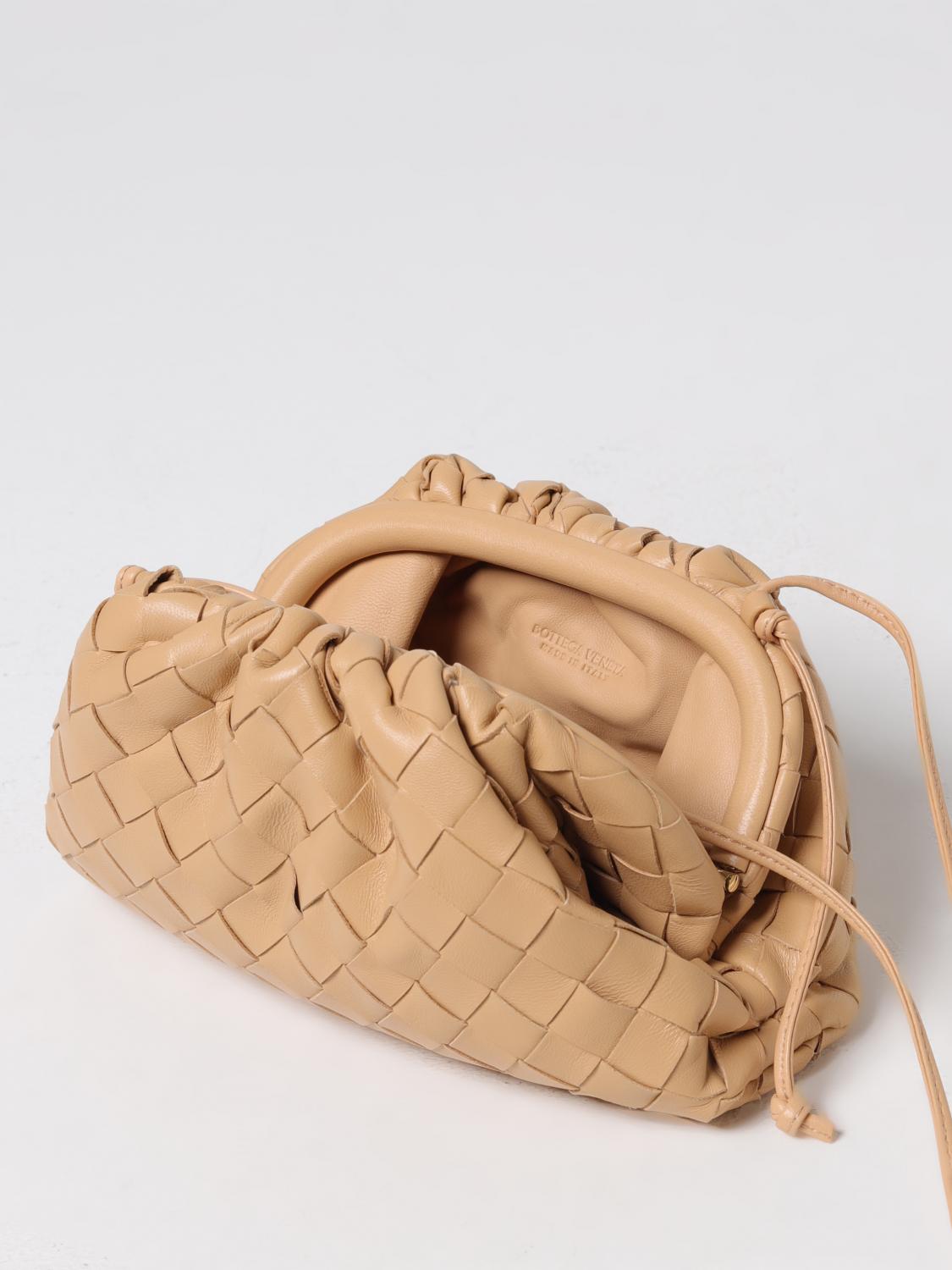 BOTTEGA VENETA: bag in woven nappa - Milk | Bottega Veneta