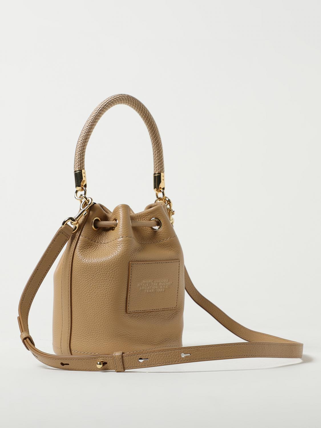 MARC JACOBS BORSA MINI: Borsa The Bucket Bag Marc Jacobs in pelle a grana, Nocciola - Img 2
